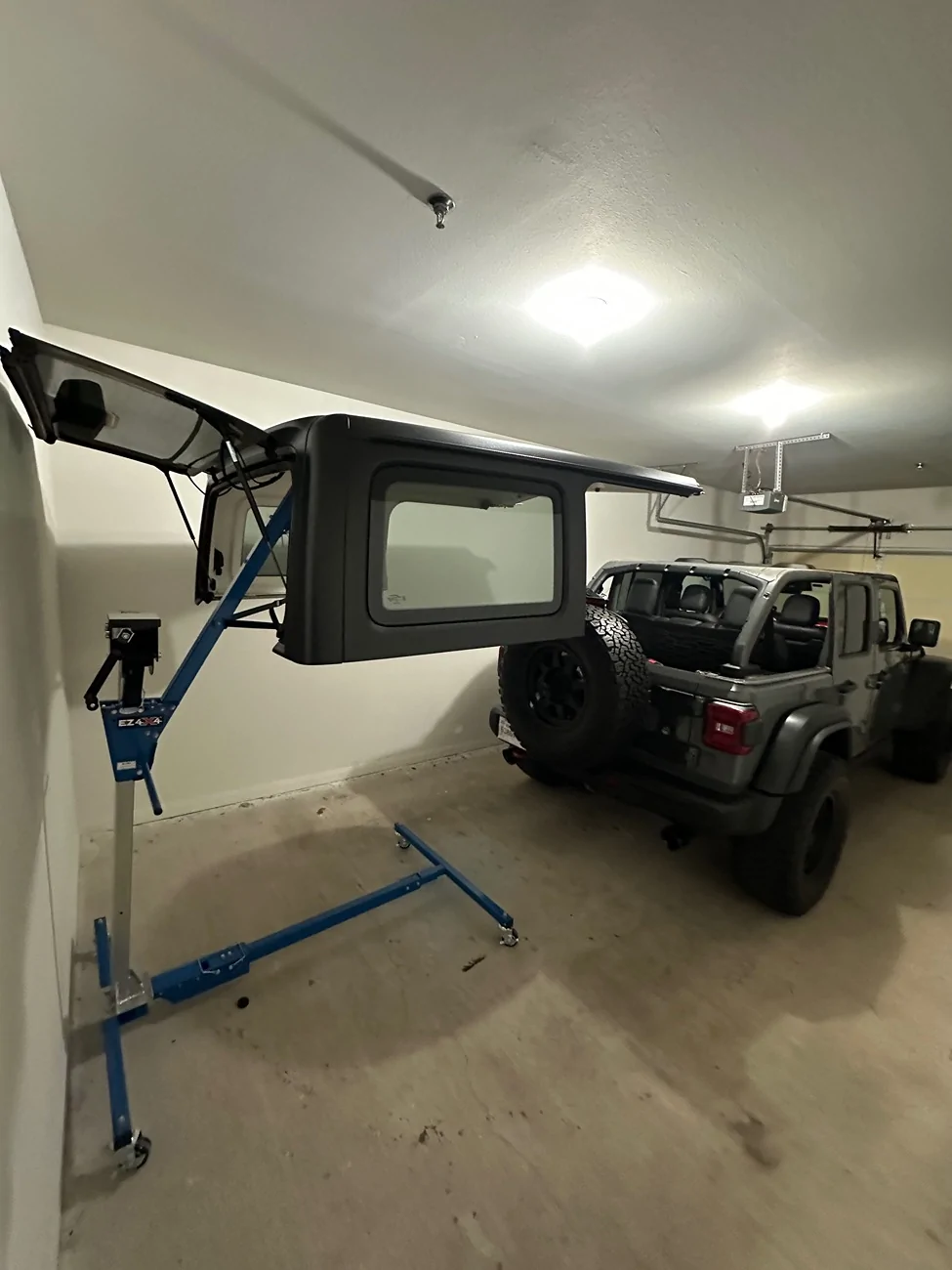 Jeep Wrangler JL Best Hard Top Lift? 1757961451792-dh