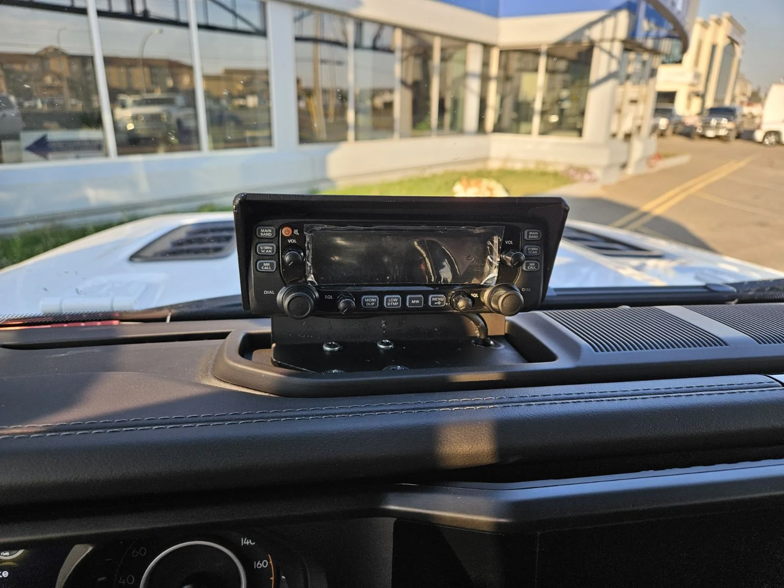 Jeep Wrangler JL Ham Radio Mount? 1000020960