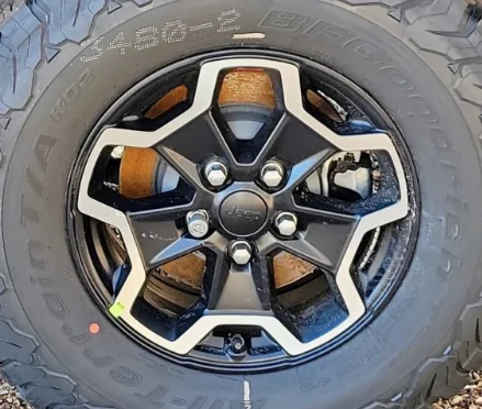 Jeep Wrangler JL Are these Rubicon Wheels? 1758216747169-w9