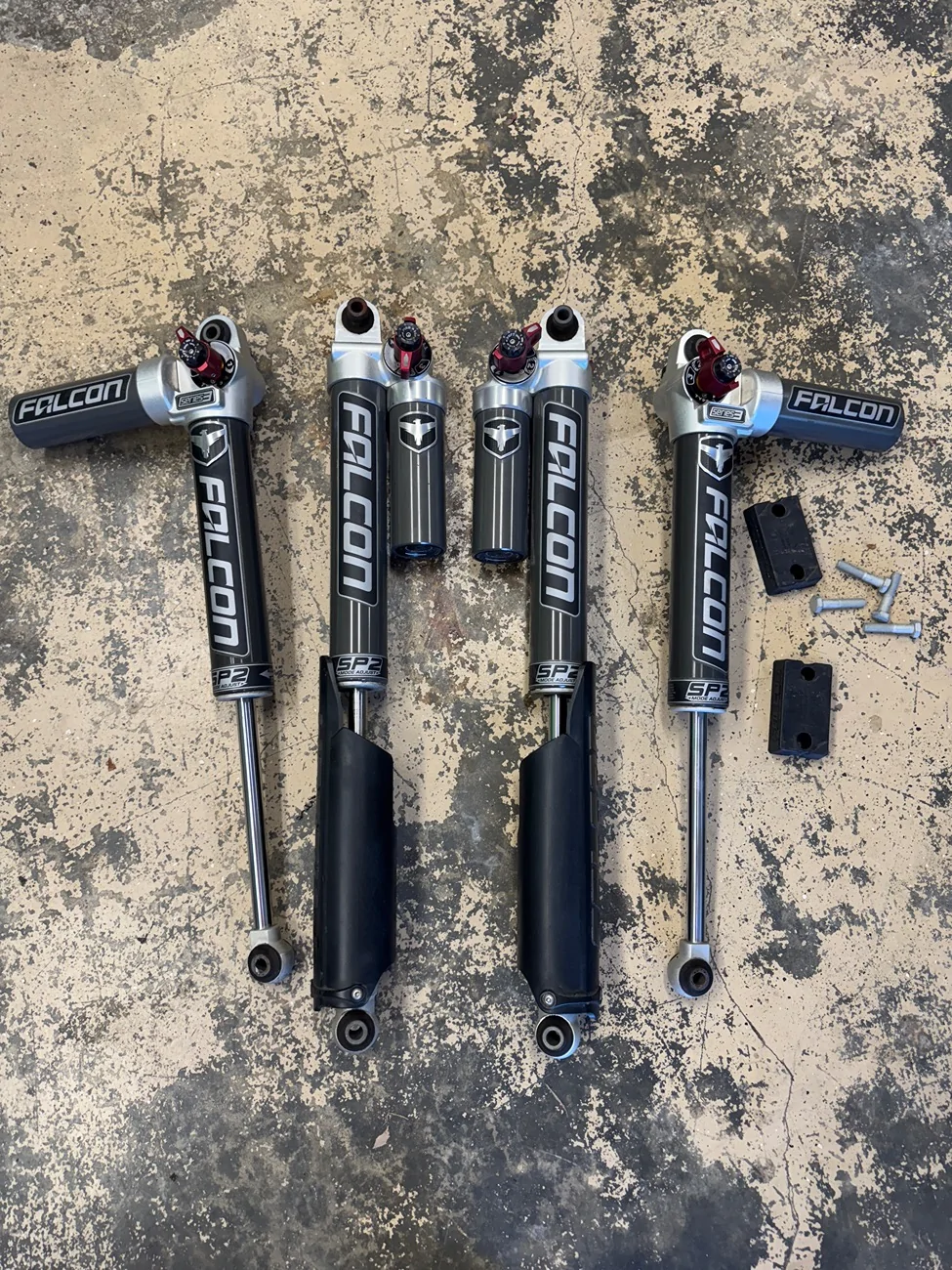 Jeep Wrangler JL Falcon 3.3 adjustable travel shocks full set IMG_2512