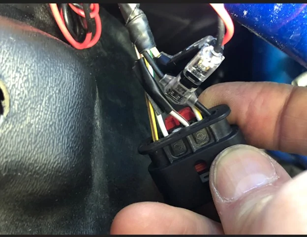 Jeep Wrangler JL Fender Vent Lights Wiring - Question Wiring