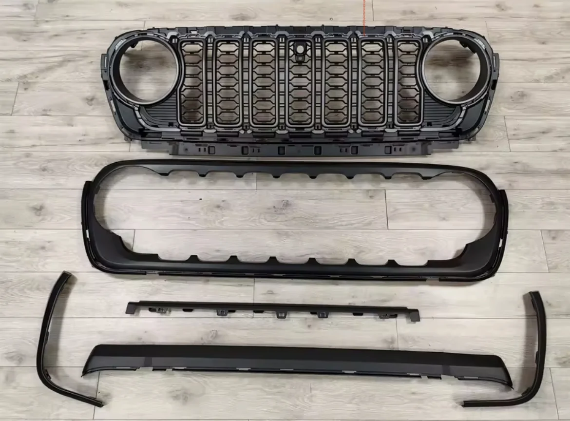 Jeep Wrangler JL 2024+ Front Grill Paint Help 48ED7B07-78D9-4C17-B48F-B69626584EA3
