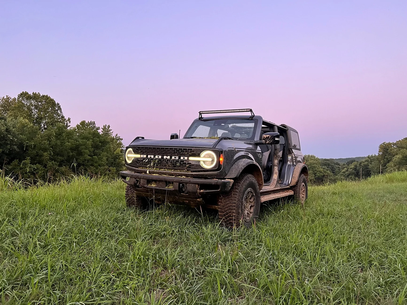 Jeep Wrangler JL Bronco --> Jeep Wildtrak1