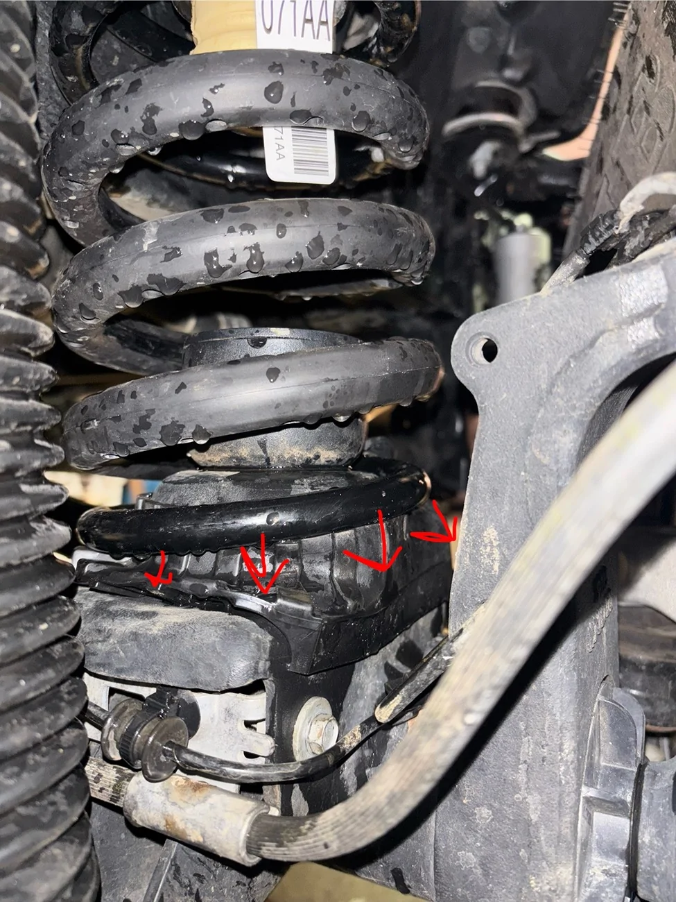 Coil spring wont sit properly after mopar lift | Jeep Wrangler Forums ...
