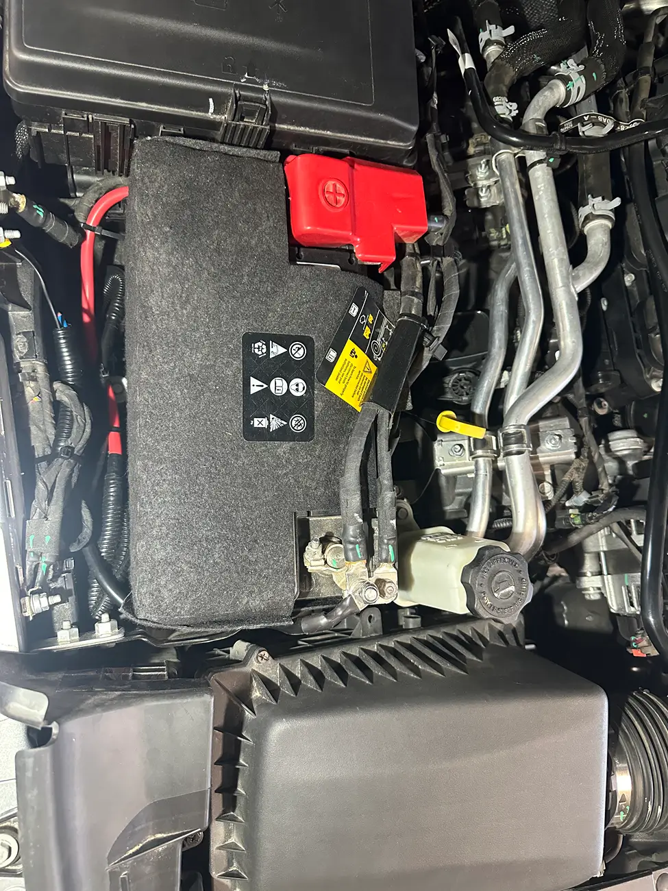 Jeep Wrangler JL Wire routing for winch and lights tempImagedCeME0