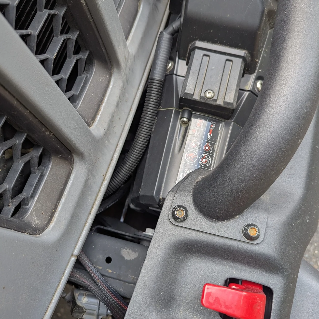 Jeep Wrangler JL Wire routing for winch and lights 1000005469
