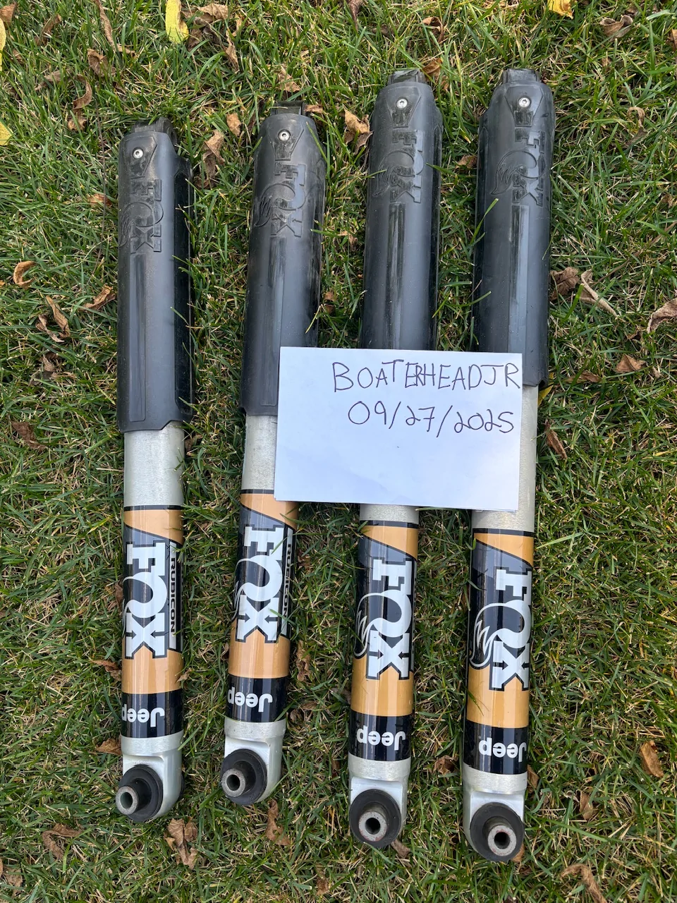 Jeep Wrangler JL Mopar-Fox shocks, set of 4 IMG_3763