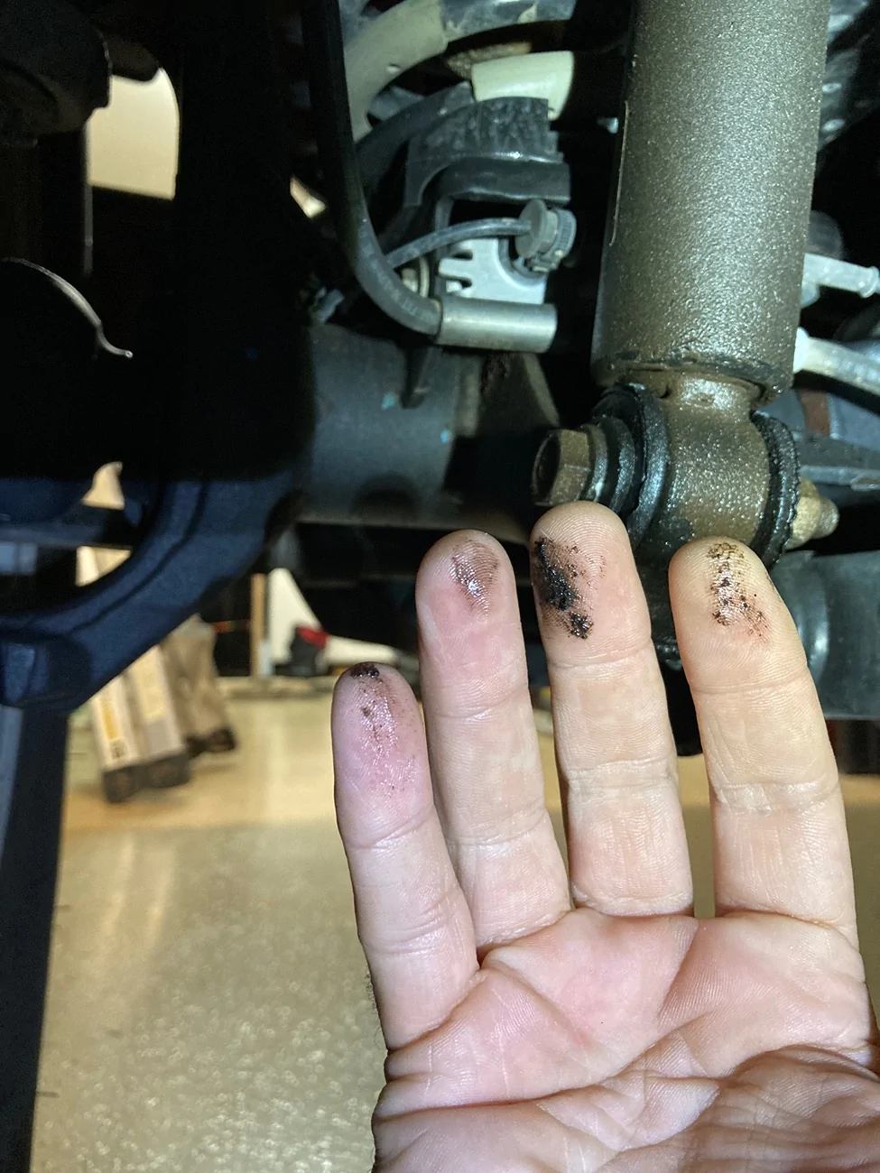 Jeep Wrangler JL Could worn shocks cause this steering vibration? IMG_1924