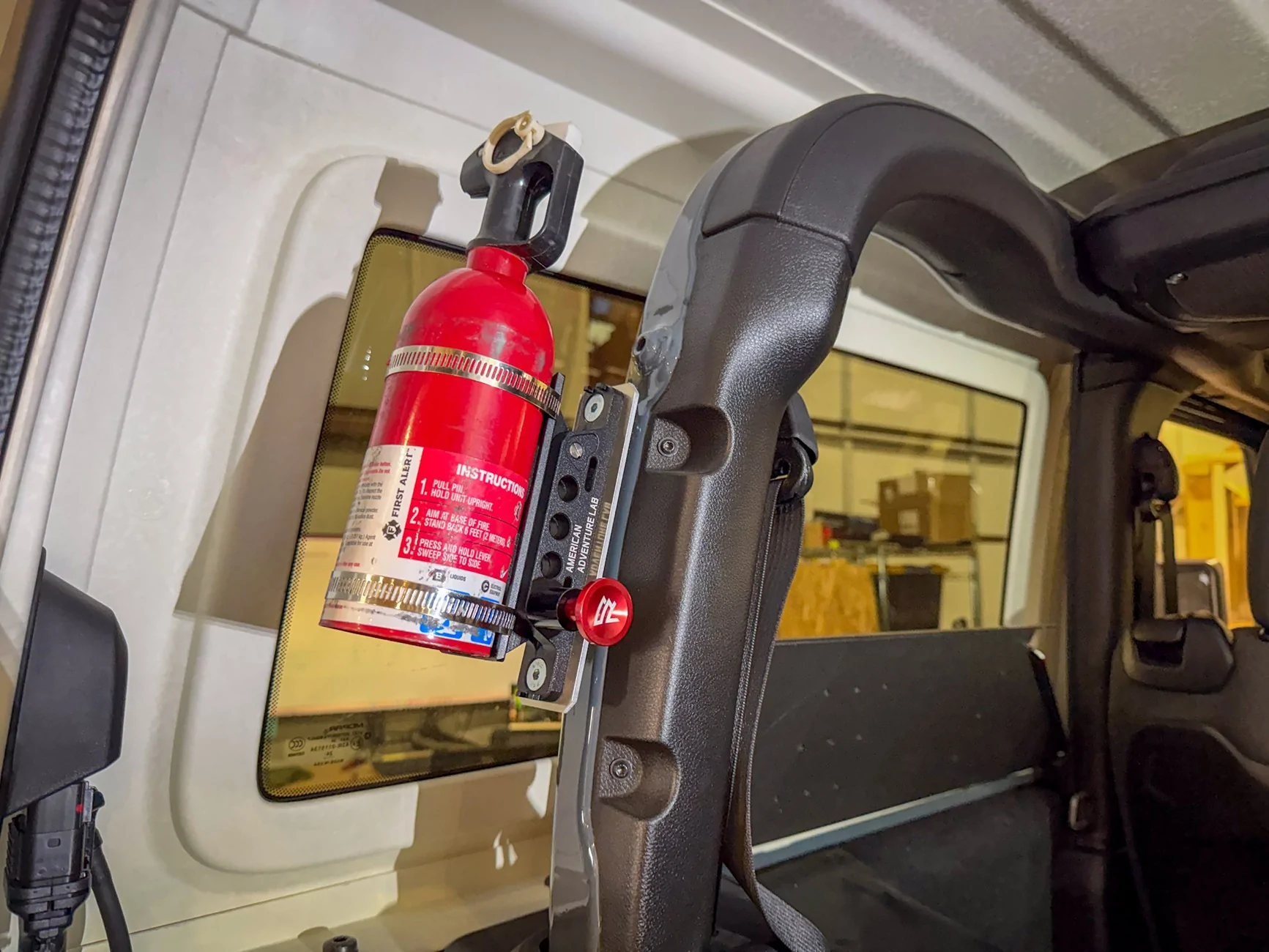 JL 2-Door Fire Extinguisher Mount-4.webp