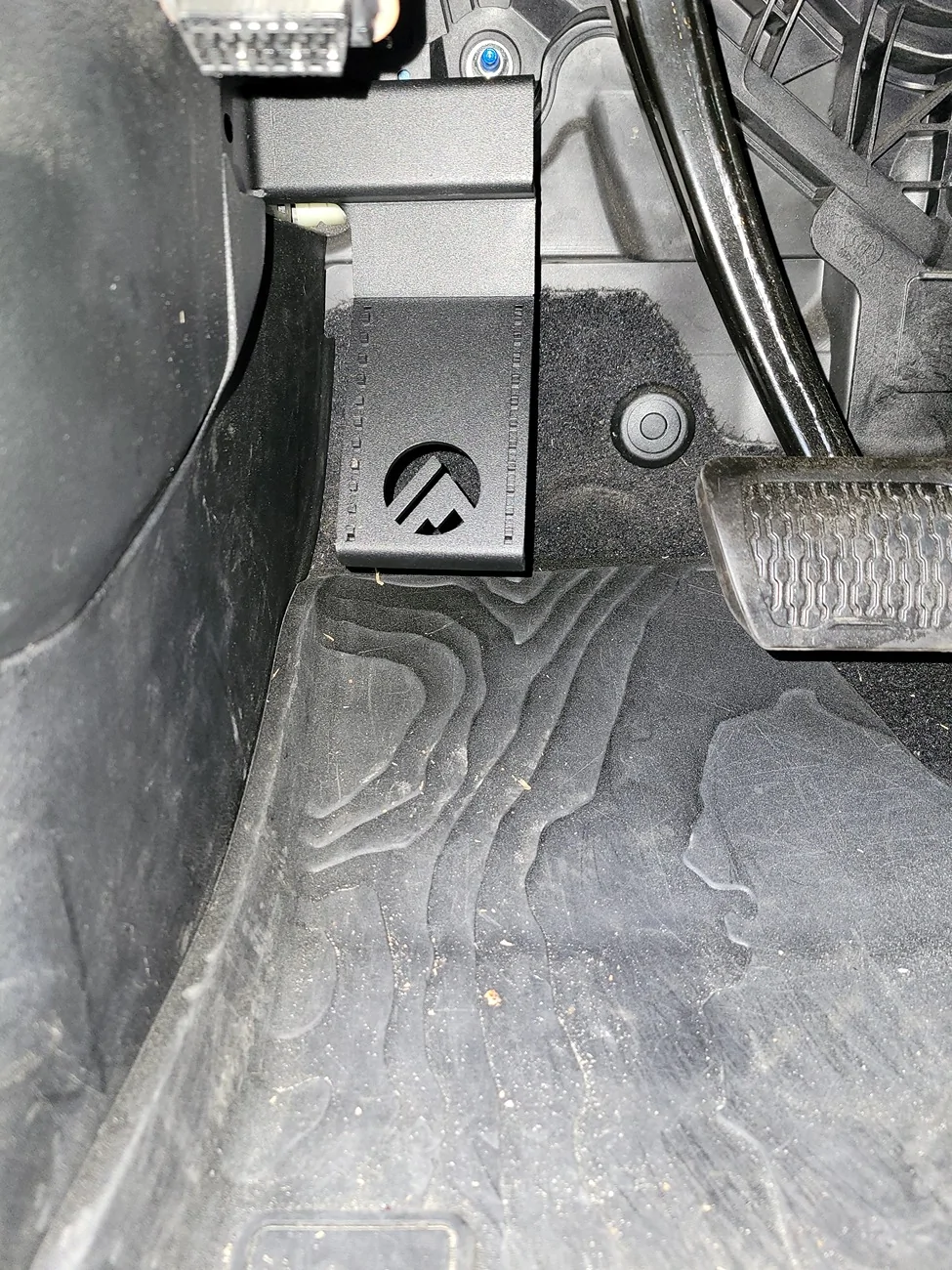 Jeep Wrangler JL Best dead pedal? 20250411_191021