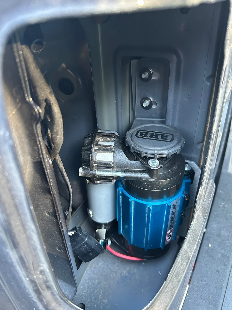 Behind the Rear Taillight Housing Mount for ARB Single compressors now ...