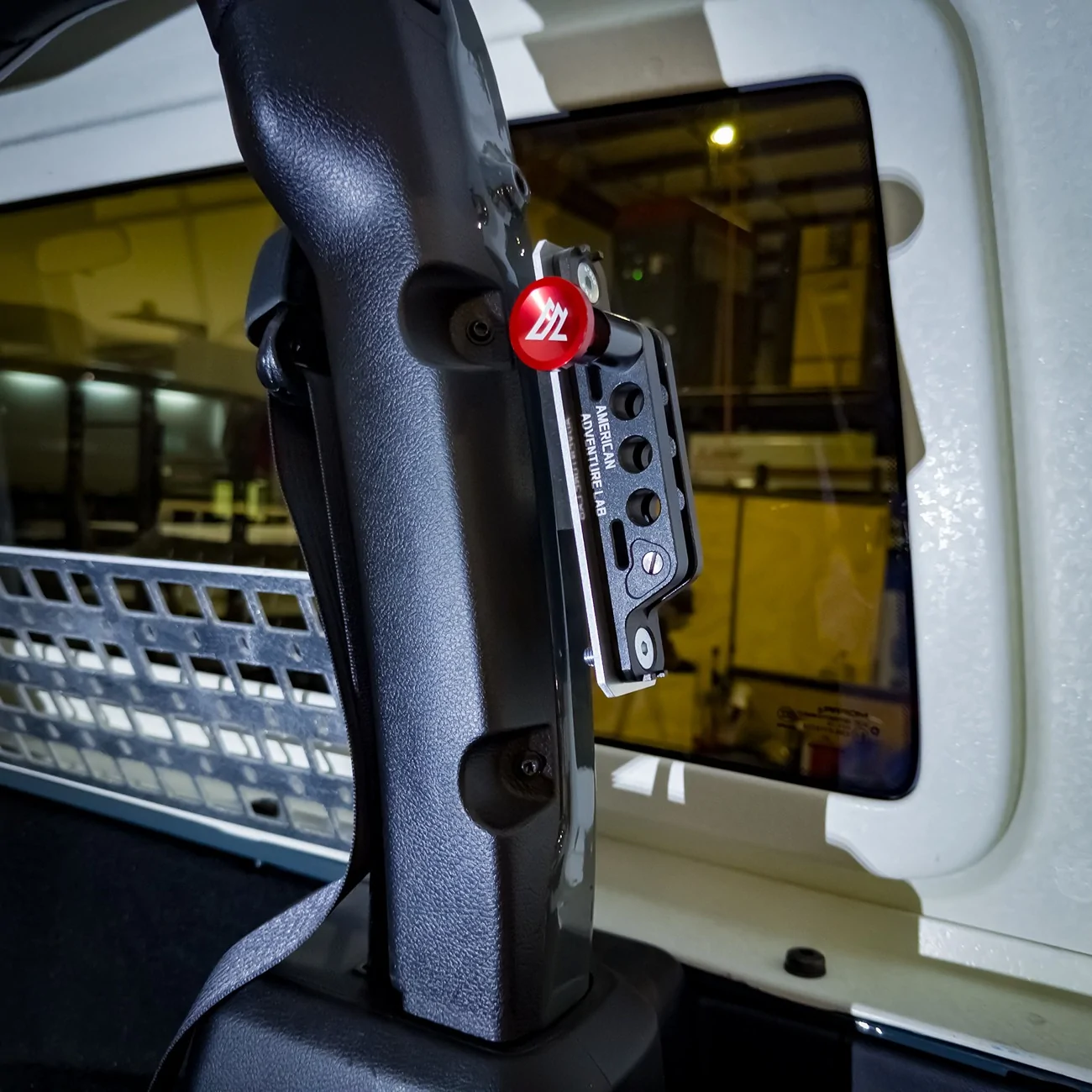JL 2-Door Fire Extinguisher Mount-7.webp