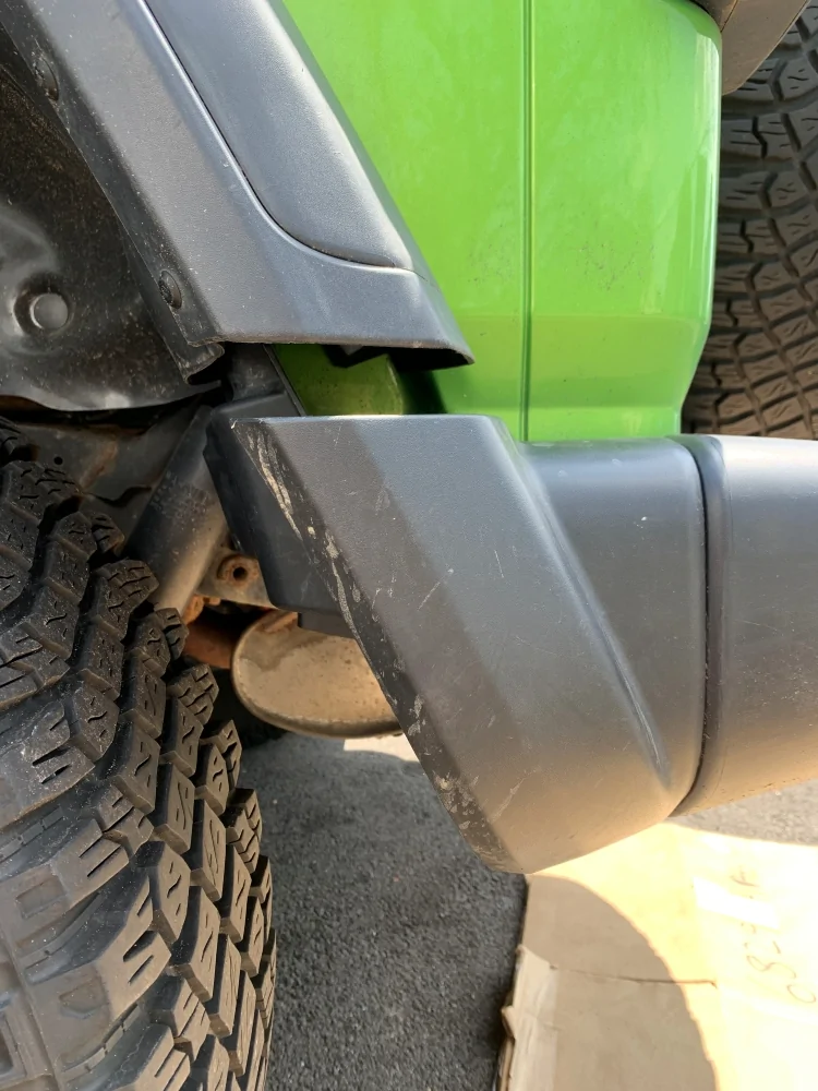 Jeep Wrangler JL Identical rear bumper replacement (non) mod? IMG_8137