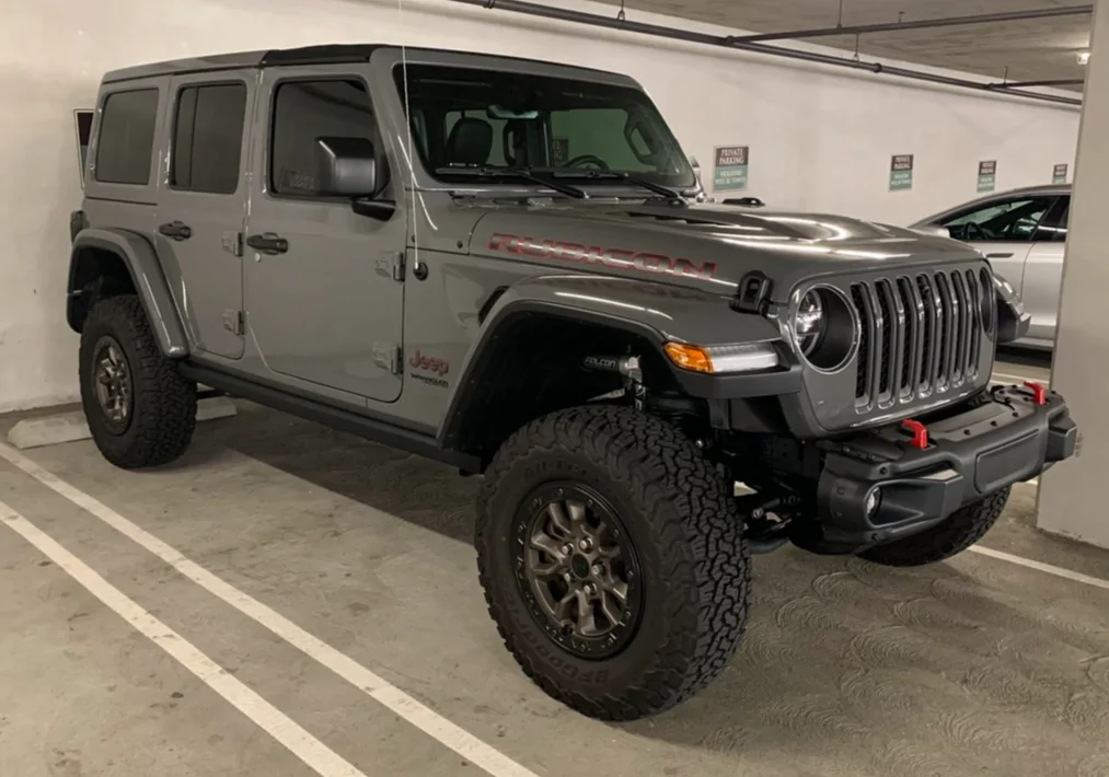 Jeep Wrangler JL Buying a used modded Jeep 1759868529392-o3