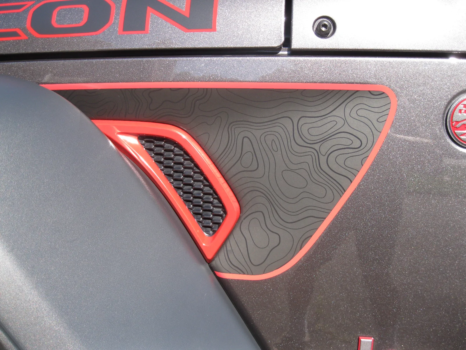 Jeep Wrangler JL Side vent and custom decals IMG_4141