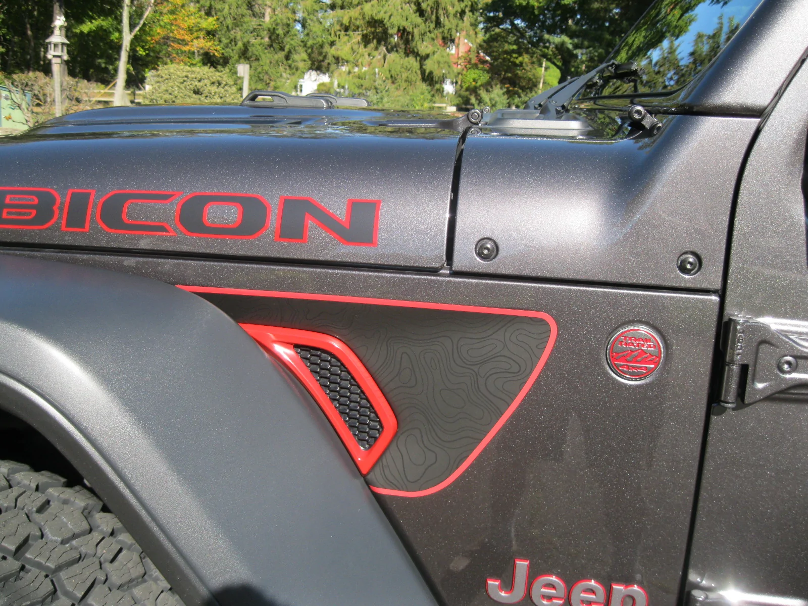 Jeep Wrangler JL Side vent and custom decals IMG_4142