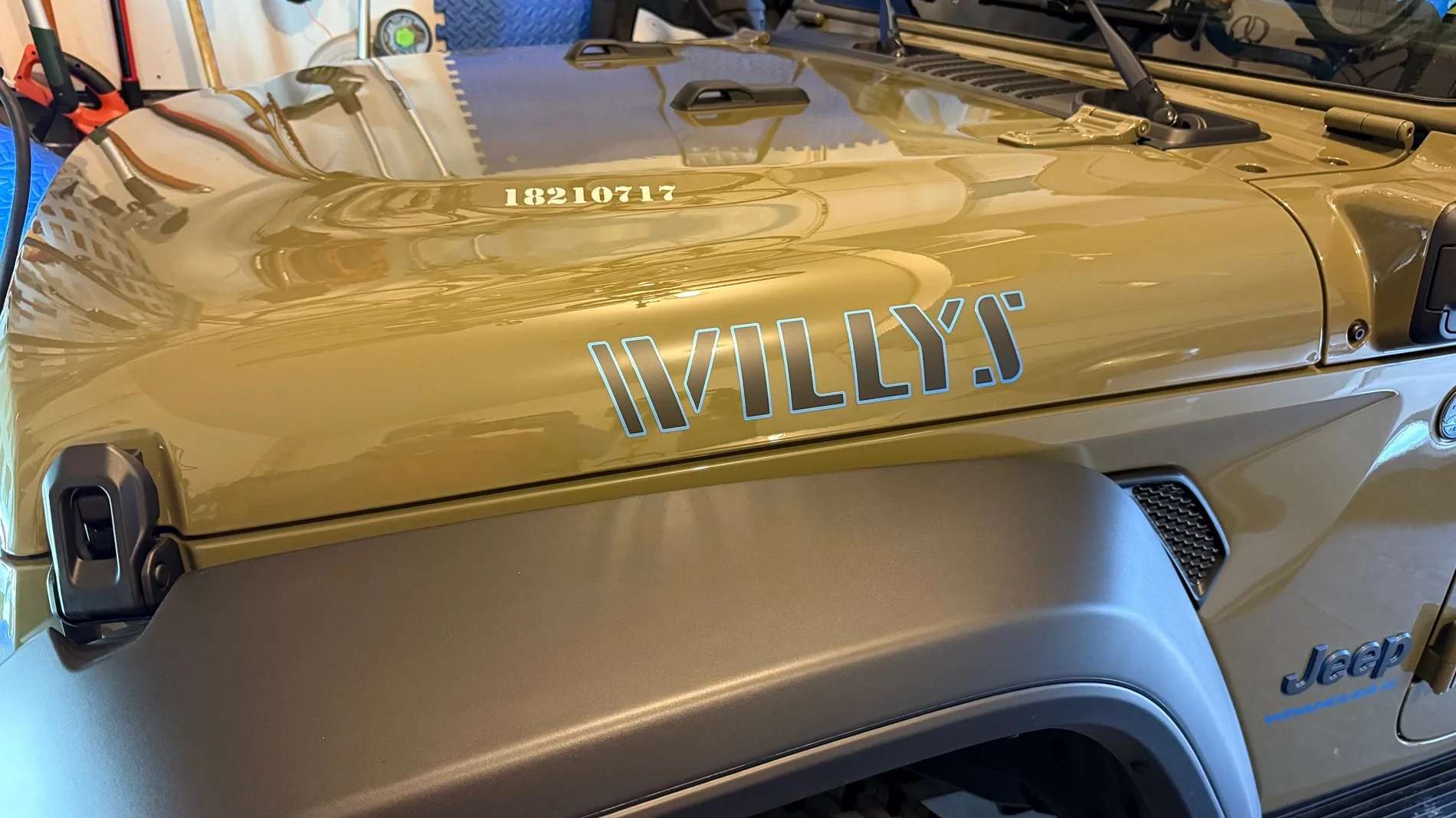 Jeep Wrangler JL Help me decide on custom decals IMG_8777