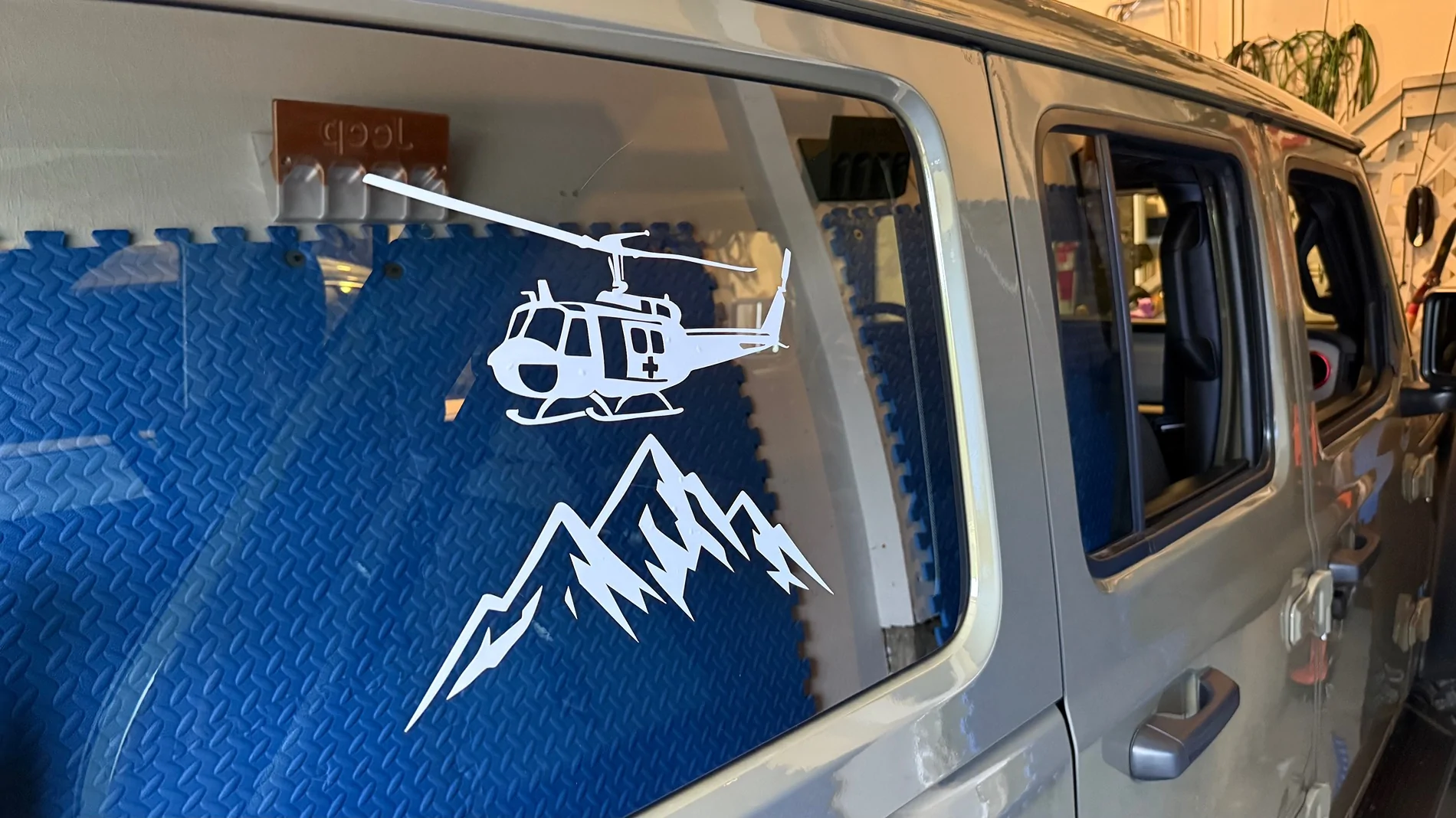 Jeep Wrangler JL Help me decide on custom decals IMG_8774
