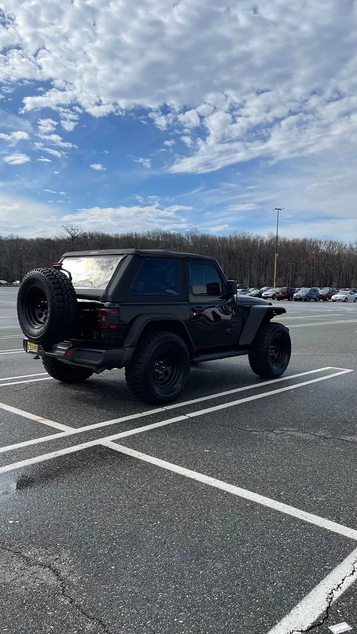 Jeep Wrangler JL FS - Bestop Trektop NX Soft Top IMG_5009