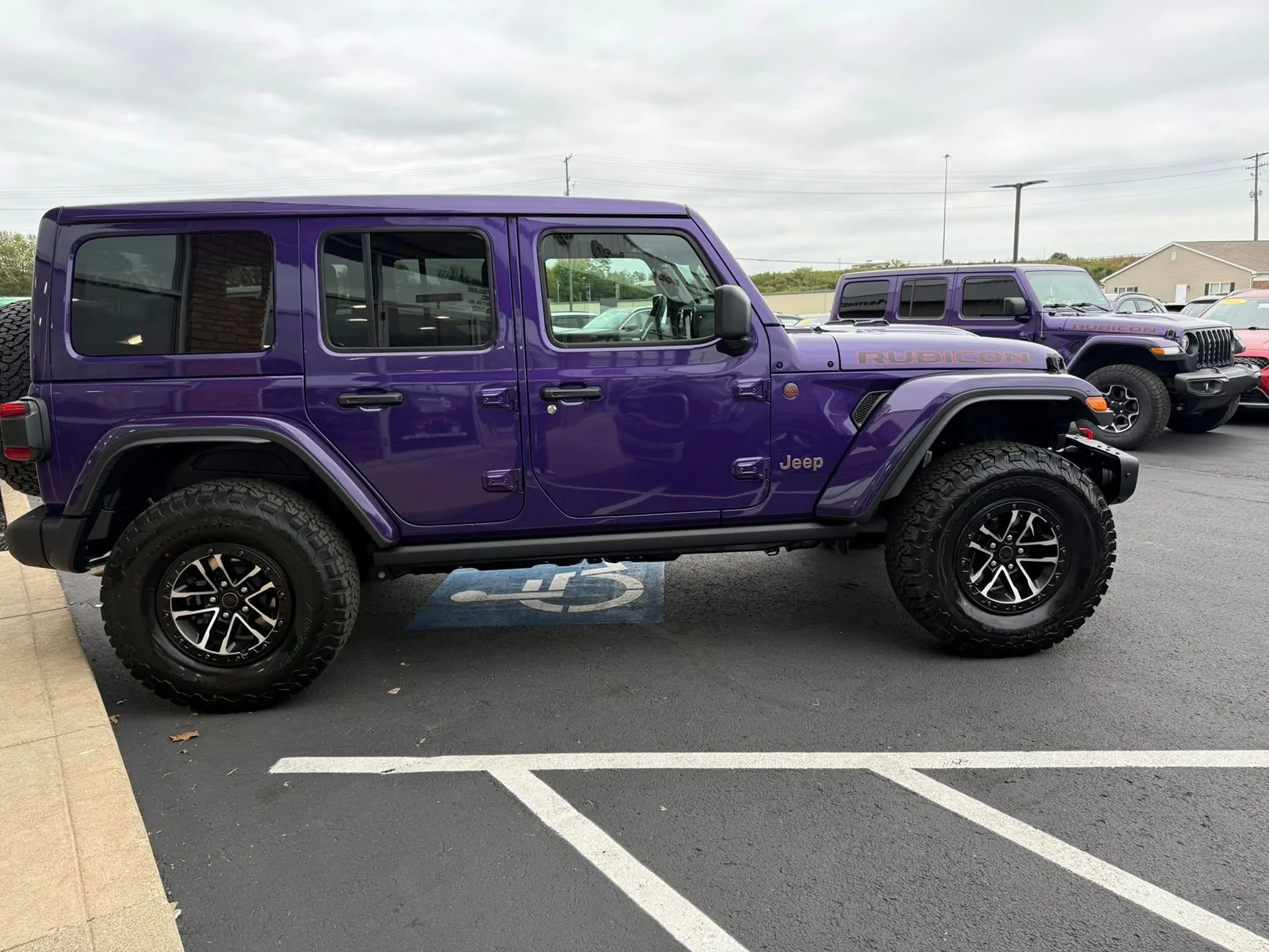 Official: Reign Color Returns for 2026 Wrangler and Gladiator Lineups ...