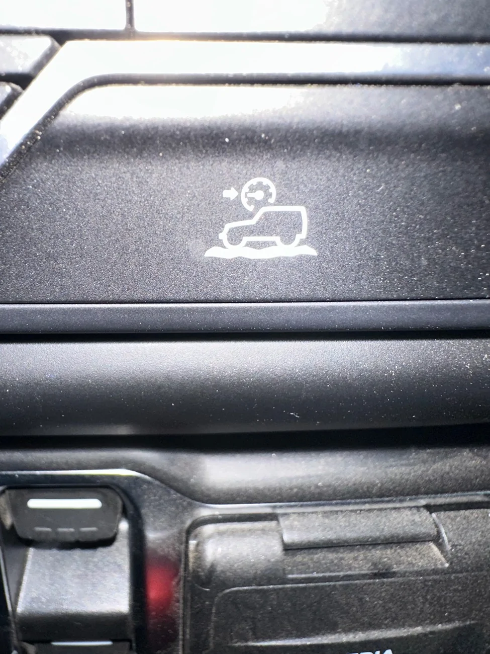 Jeep Wrangler JL Hill decent control clicking noise IMG_1348