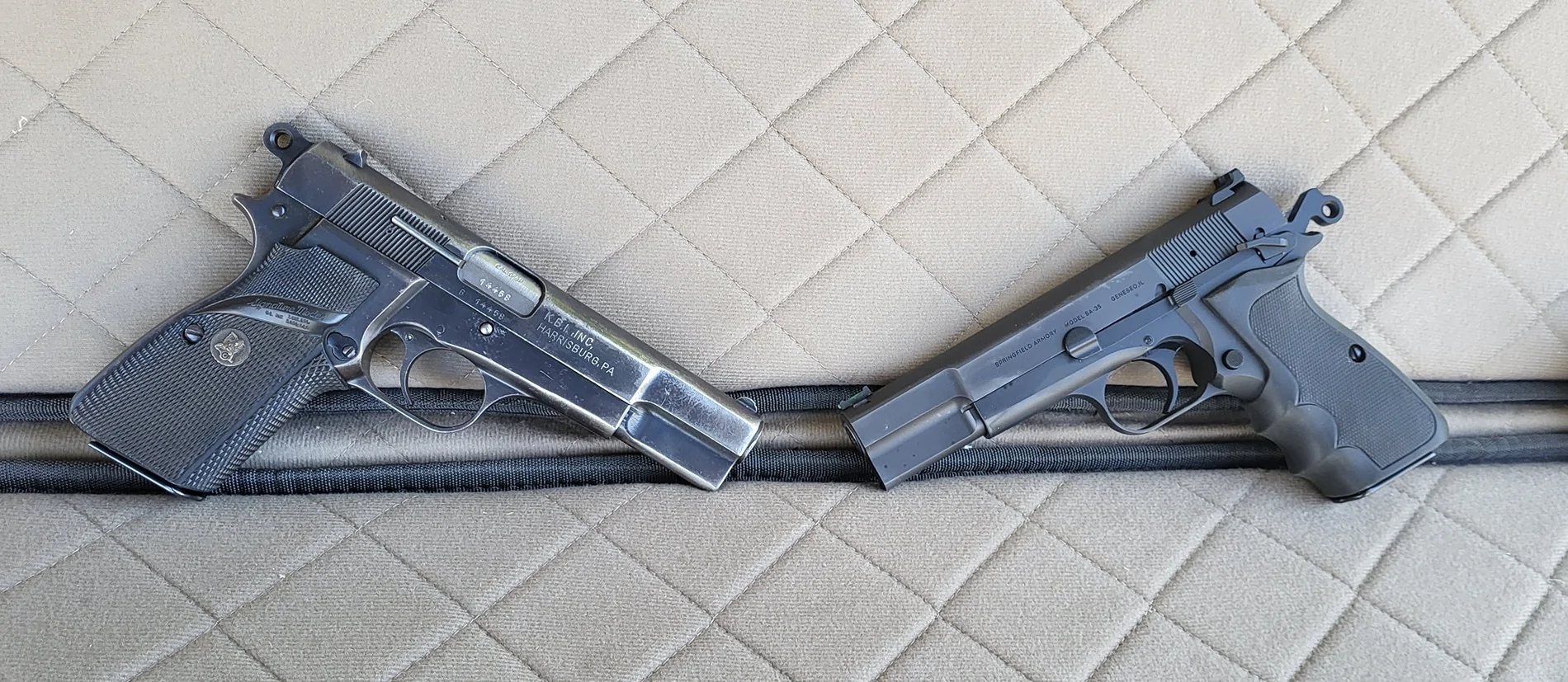 Jeep Wrangler JL Firearm and knife collectors Hi powers