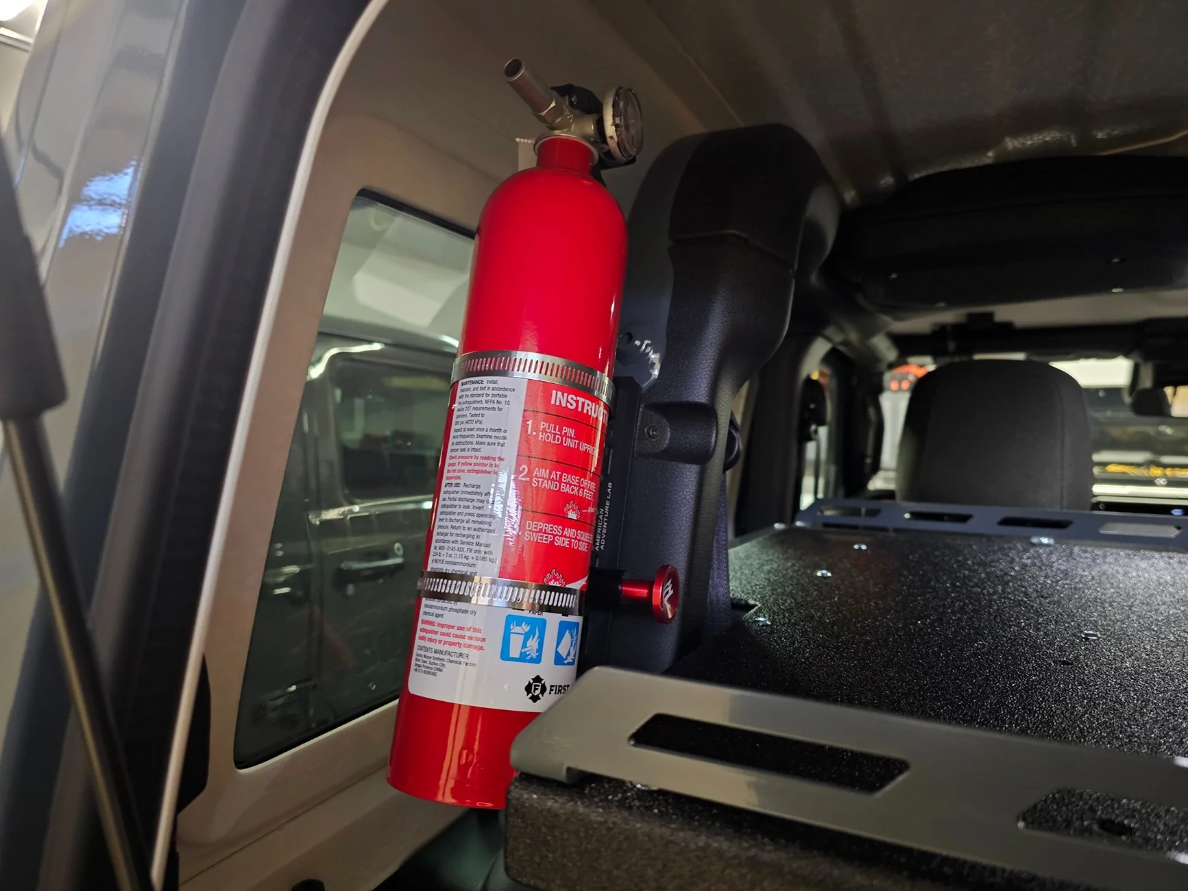 Jeep Wrangler JL 3TV's 2-Door Toad Build 2-door AAL fire extinguisher