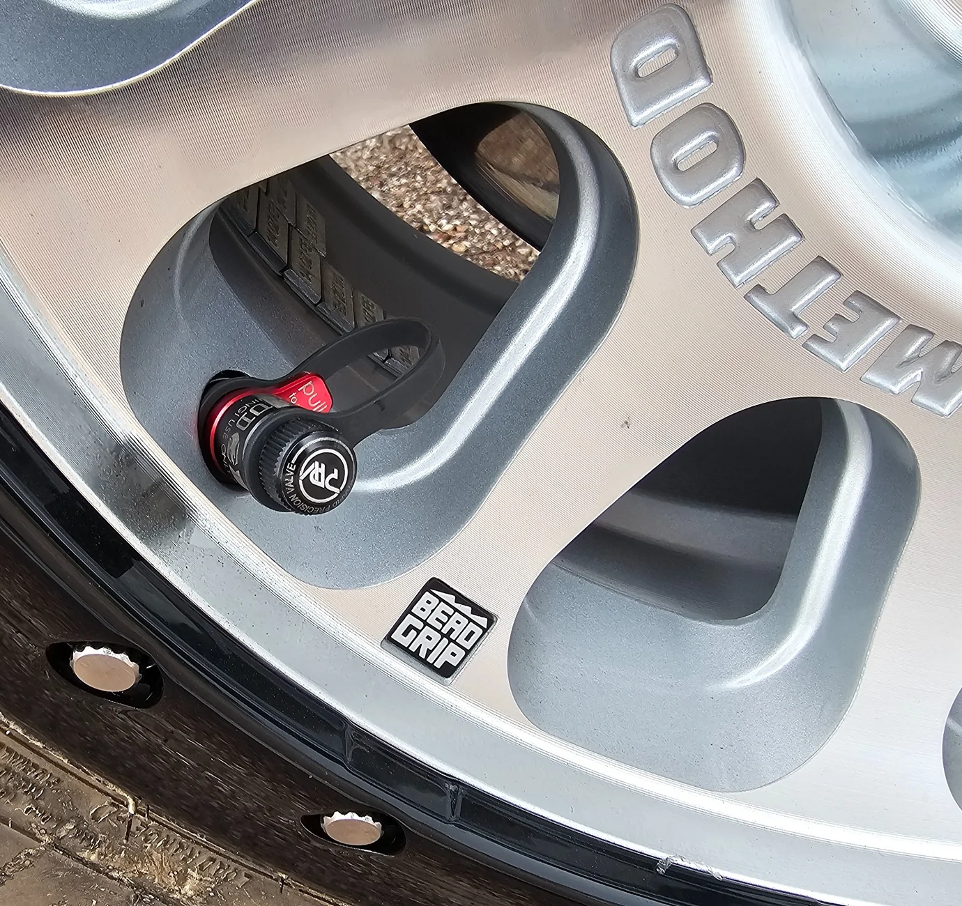 Jeep Wrangler JL Bead grip vs. Beadlock wheels 1000034621