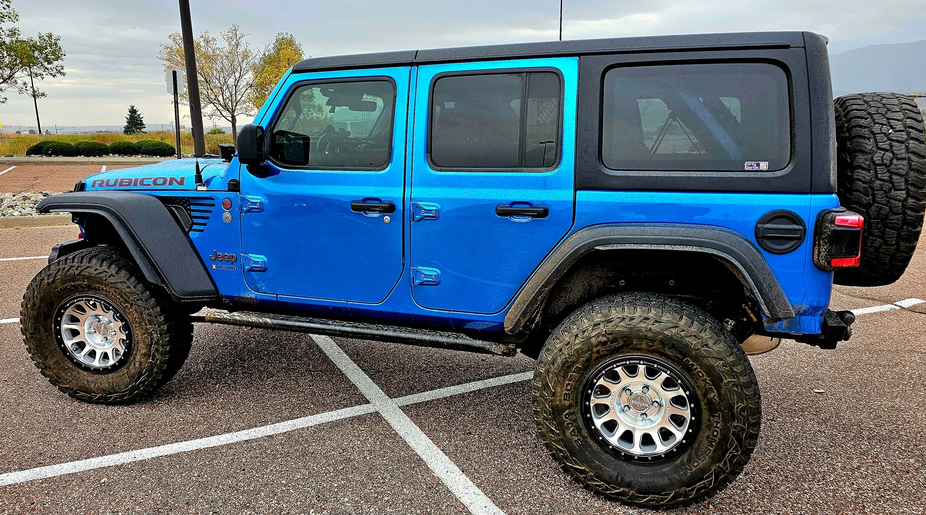 Jeep Wrangler JL Bead grip vs. Beadlock wheels 1000034618