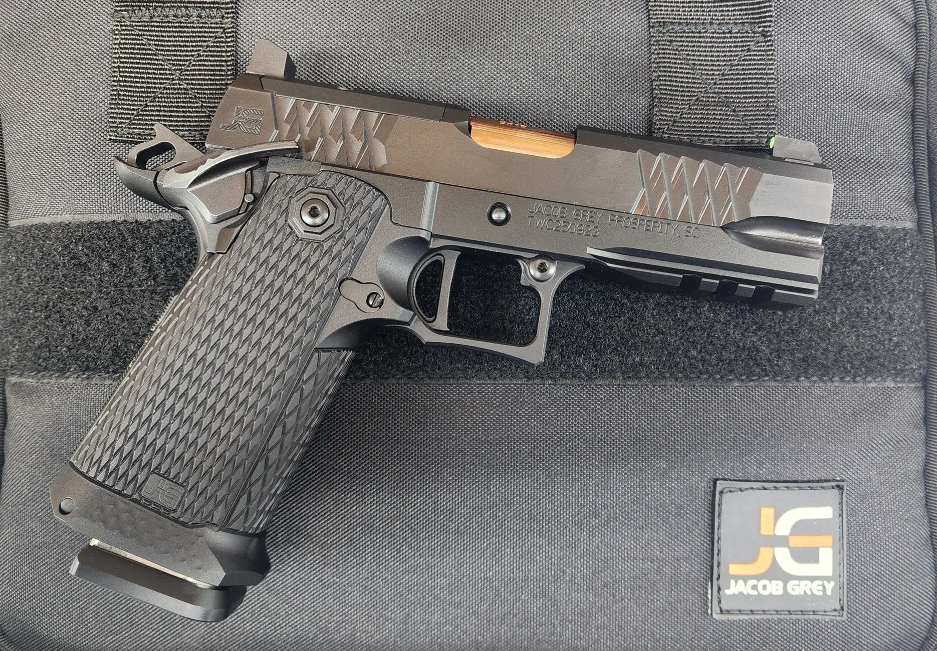 Jeep Wrangler JL Firearm and knife collectors 20250917_121307