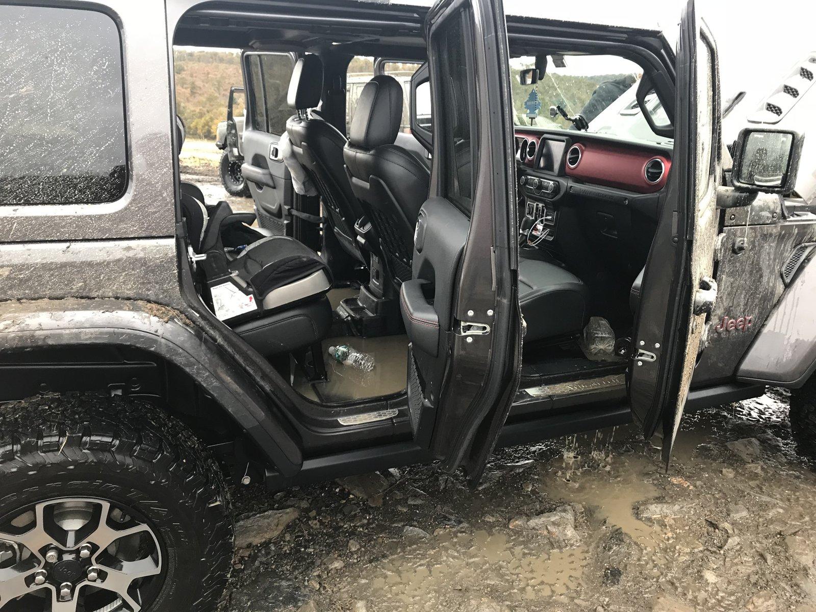 Jeep Wrangler JL Rubi @ Rausch possibly hydrolocked 6D0B87C3-6306-4B2B-8FD7-099FE3D9A86E