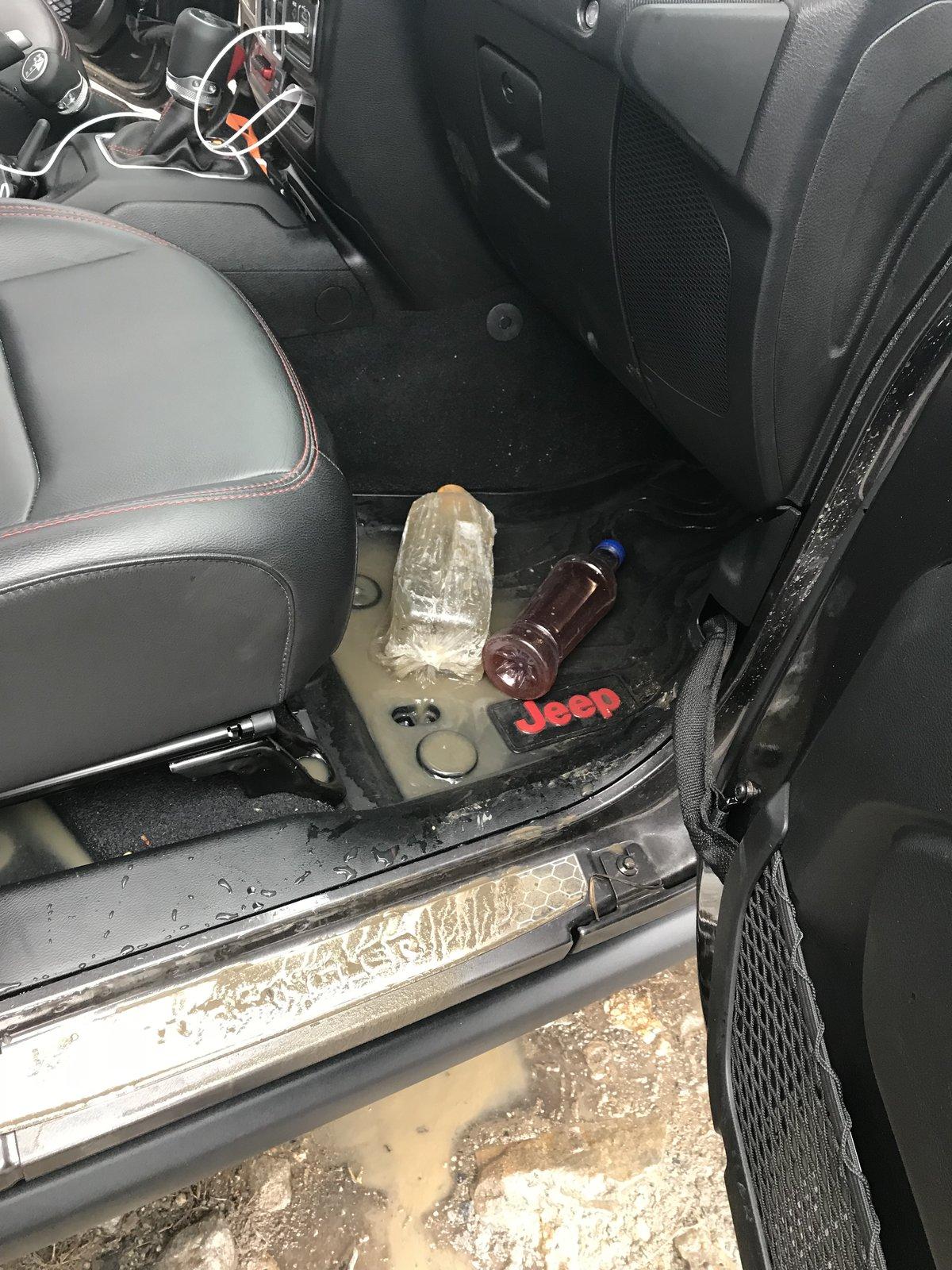 Jeep Wrangler JL Rubi @ Rausch possibly hydrolocked 074EC3AB-257A-4A4B-9DBE-1D3FA28B8944