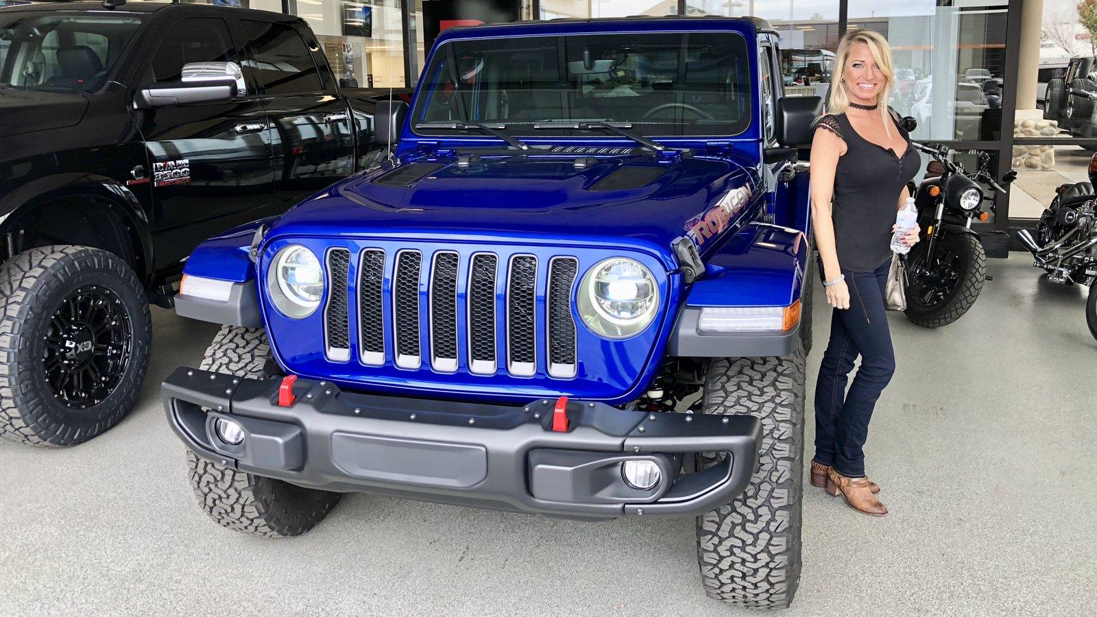Jeep Wrangler JL Initial 2018 Ocean Blue JLR 2DR Impressions fullsizeoutput_1459