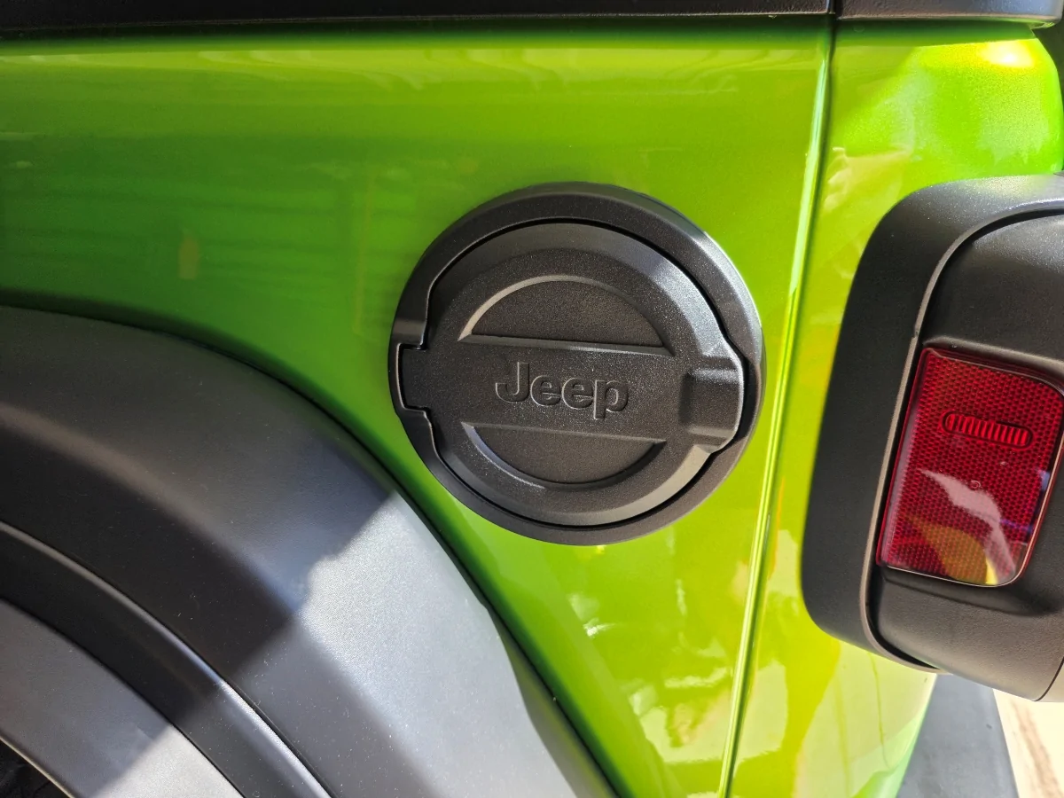 Jeep Wrangler JL MOPAR Fuel Door install write up on 2025 JLU Step 07