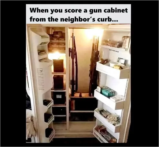 Jeep Wrangler JL Firearm and knife collectors 573575833_1378184840762186_2901261647761124301_n