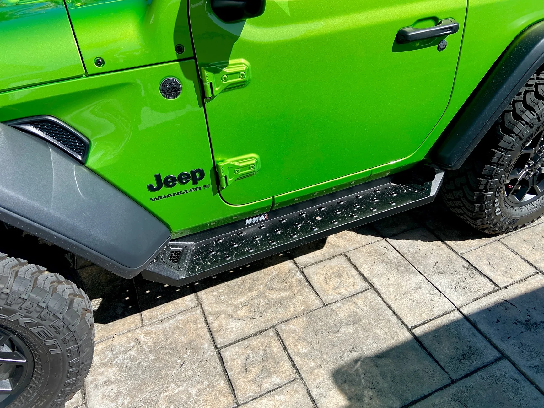 Jeep Wrangler JL Carnivore Side Steps for Jeep JL IMG_0683