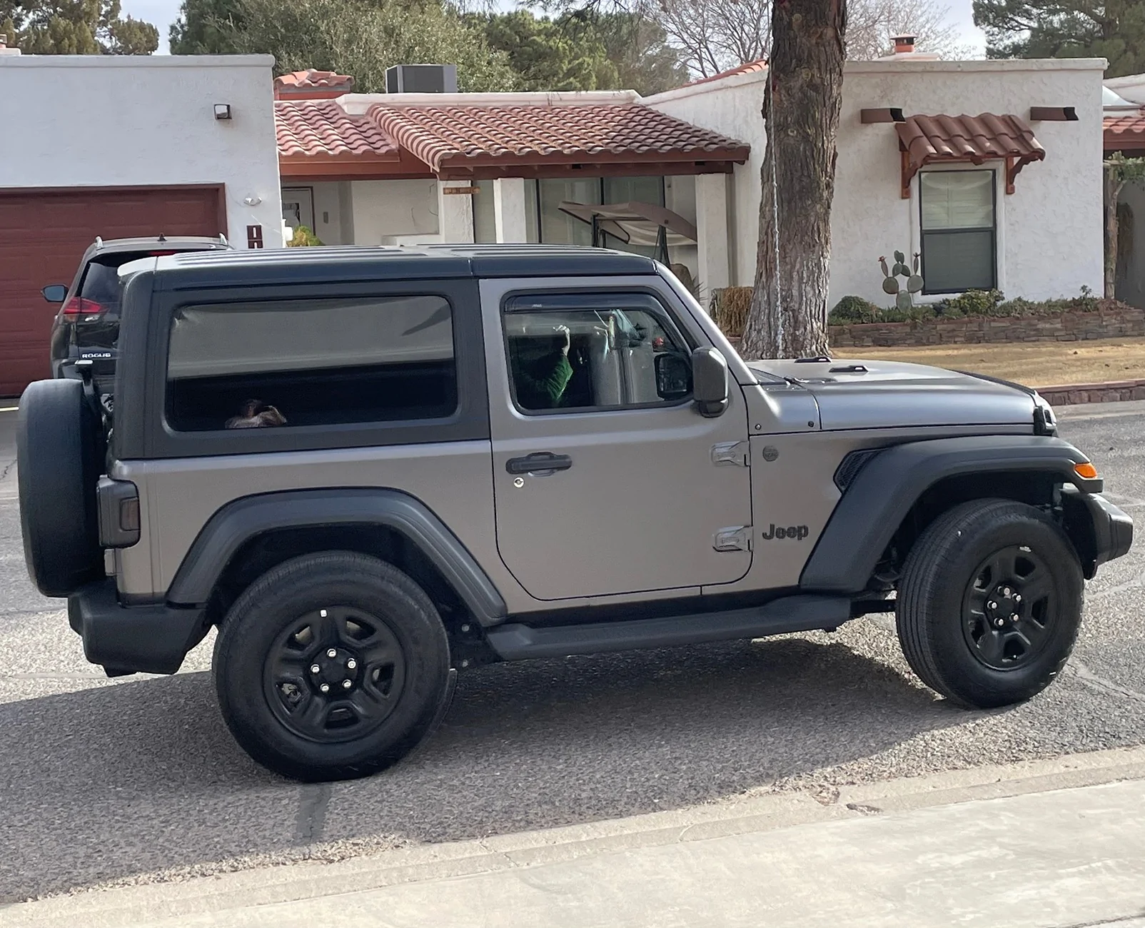 Jeep Wrangler JL Does anyone here have or have seen a partial vinyl wrap? IMG_5174