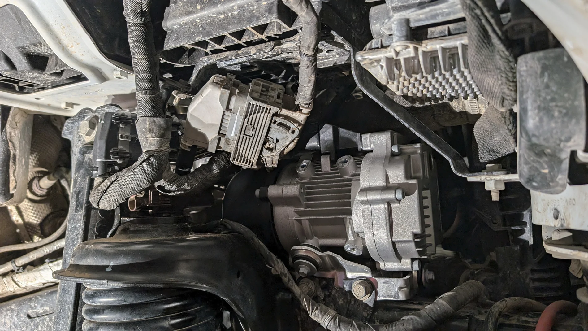 Jeep Wrangler JL Wiring Harness Locations? JLURD Wiring Mess