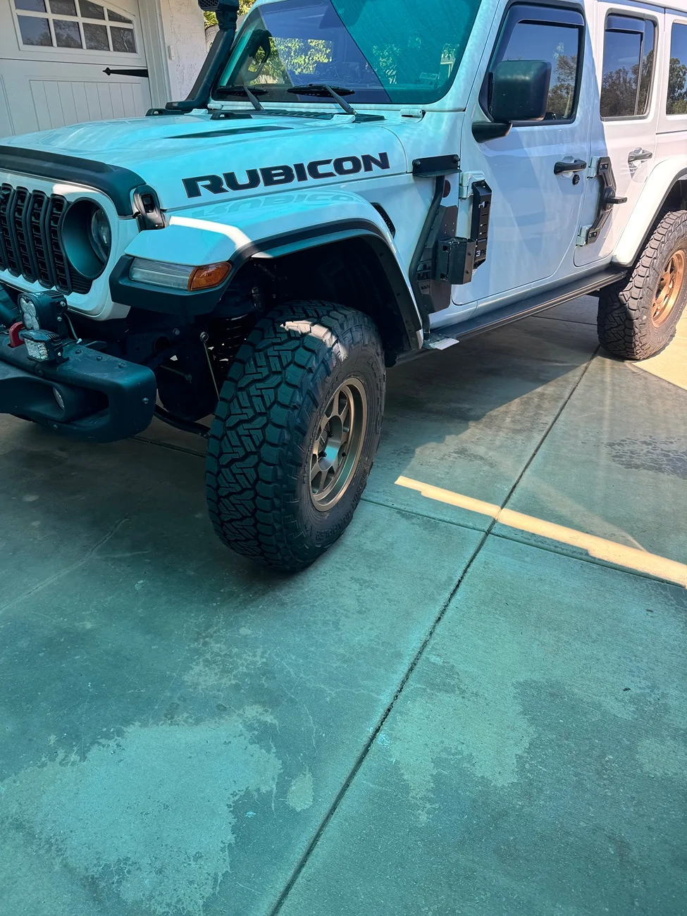 Jeep Wrangler JL knee injury  need a step IMG_5726