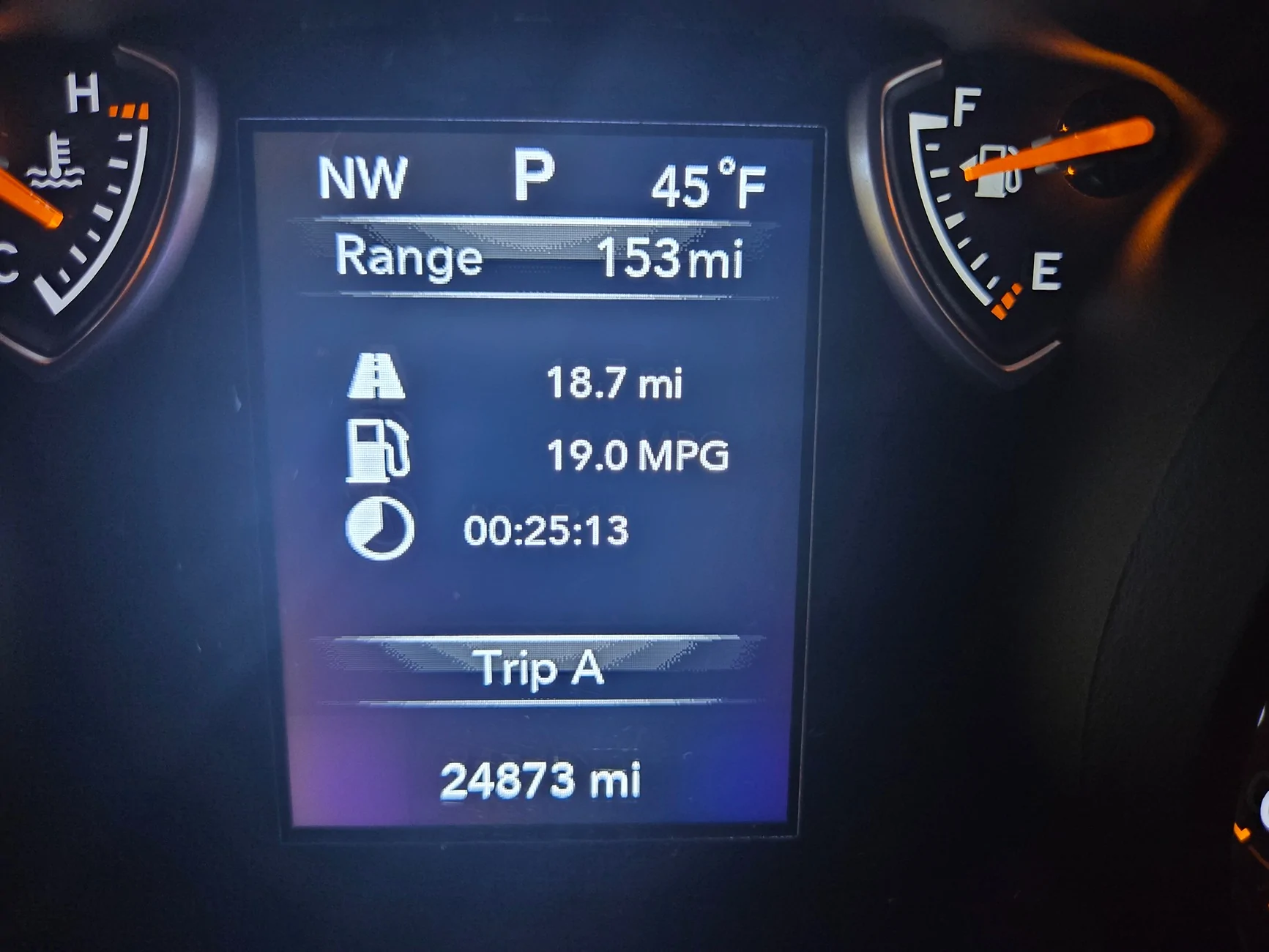 Jeep Wrangler JL Ditch the 0w-20 before its too late. 20251117_201406