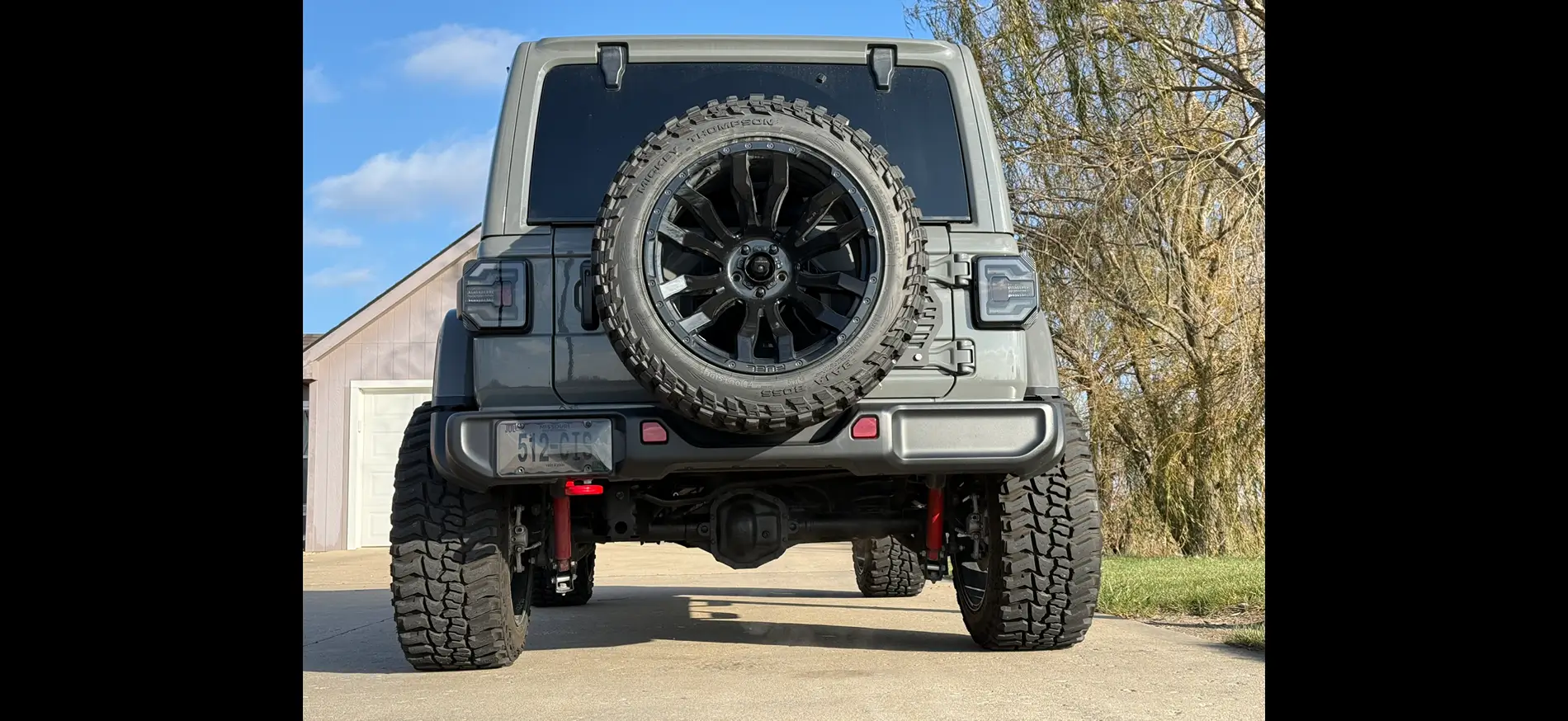 Jeep Wrangler JL Which tail lights do you have? IMG_0557