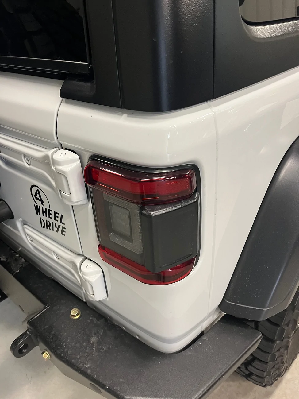 Jeep Wrangler JL Which tail lights do you have? IMG_2631