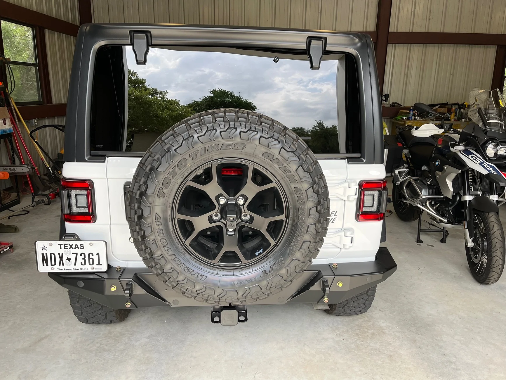 Jeep Wrangler JL Which tail lights do you have? IMG_2456