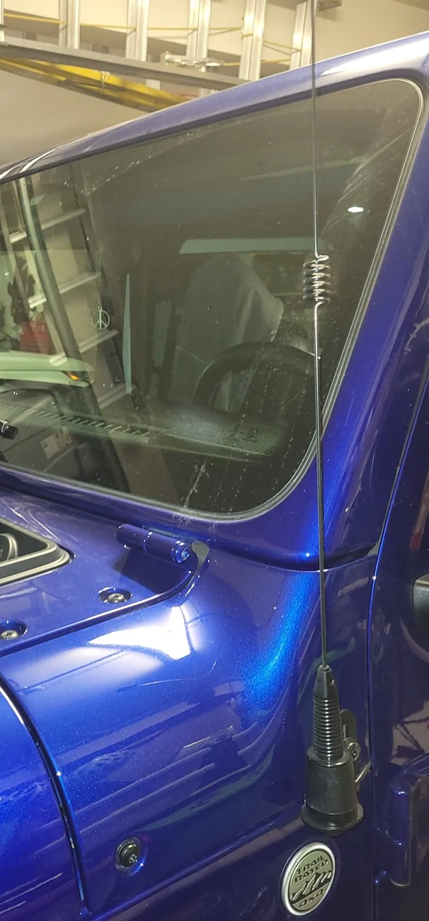 Jeep Wrangler JL gmrs antenna? 20211006_203044