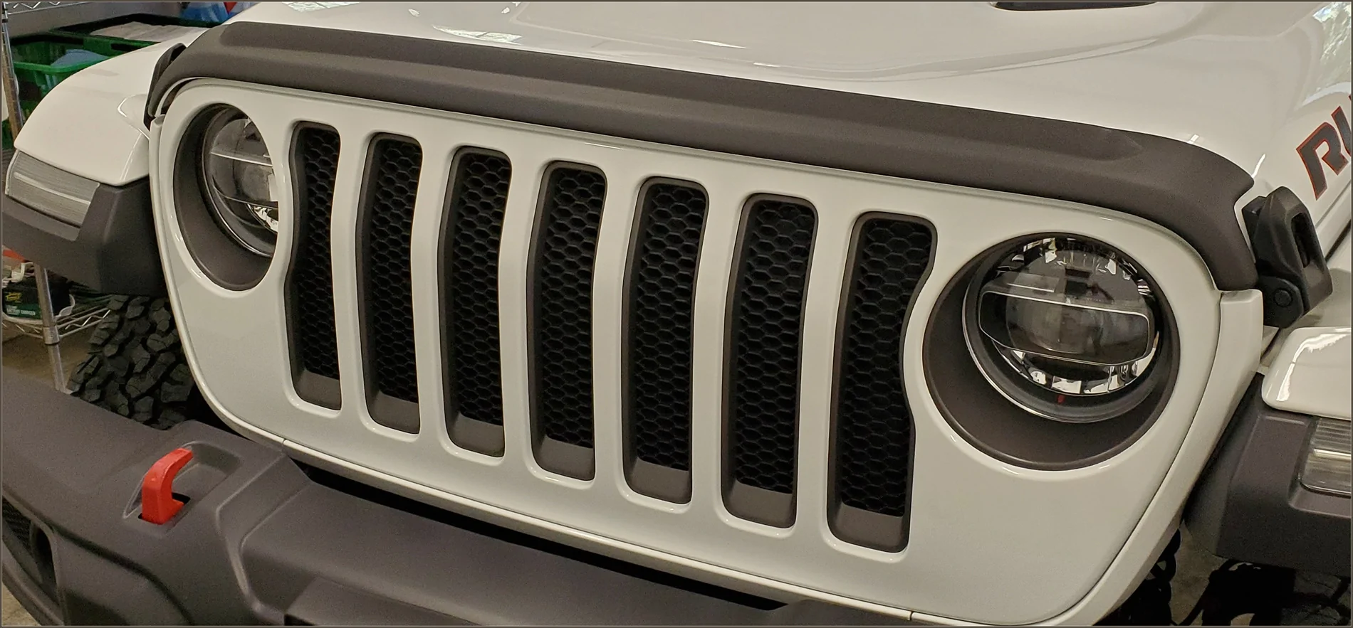 Jeep Wrangler JL Wrangler JLU Bug Deflector .... re-use? mmm
