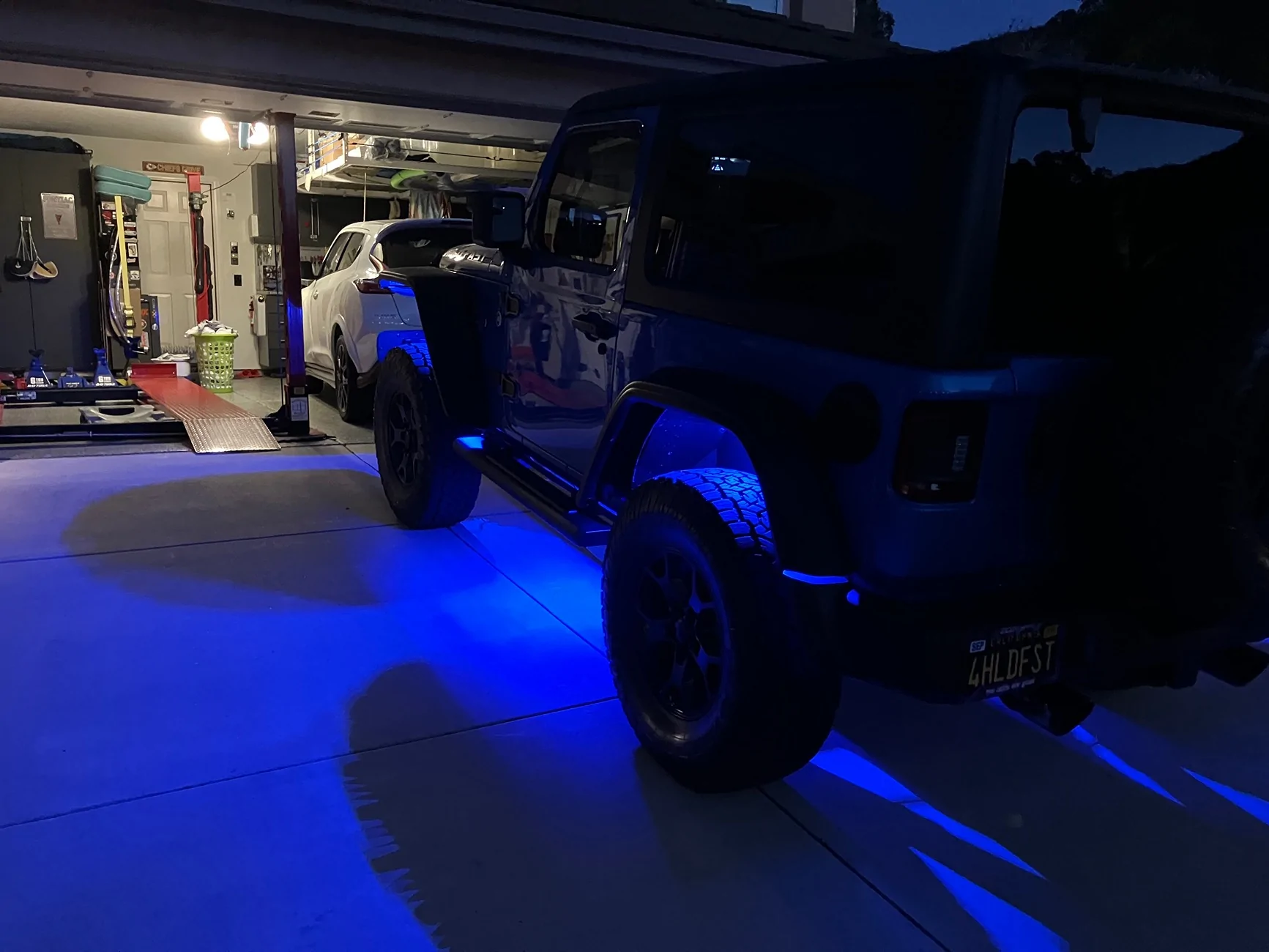 Jeep Wrangler JL How many rock lights? IMG_4992
