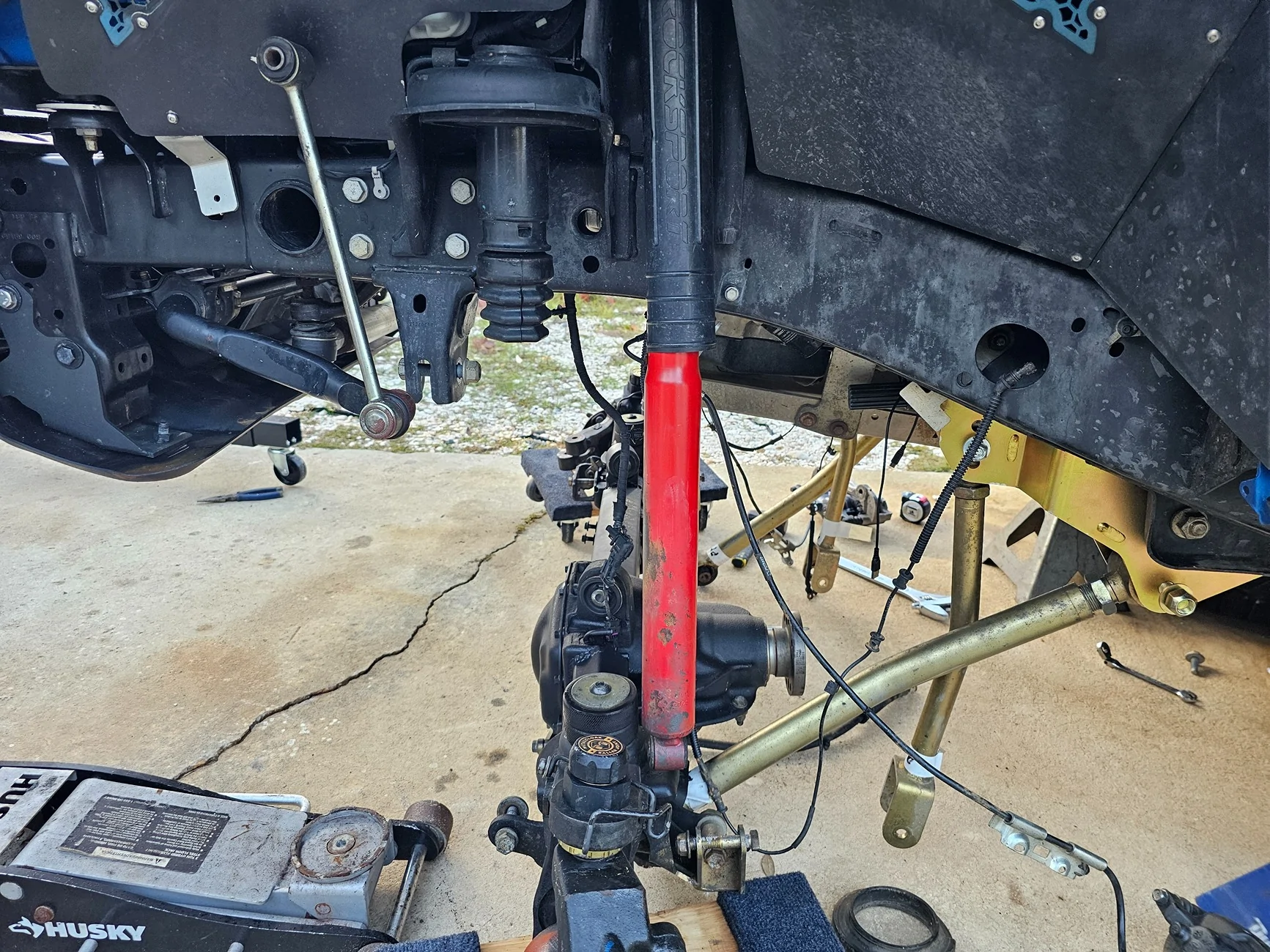 Jeep Wrangler JL Reinstalling Axle.  Is this right? 20251122_082511