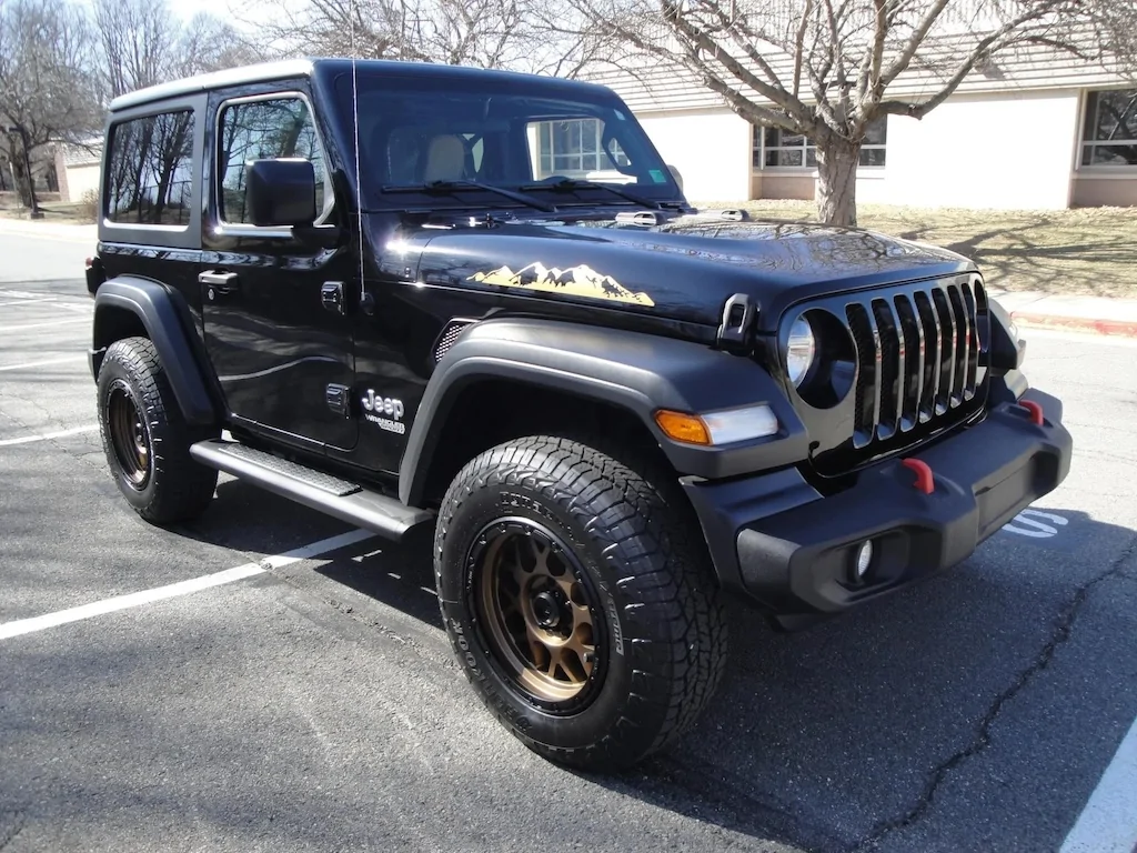 Jeep Wrangler JL Electric Running Boards Pro and Cons 1763921997638-6c