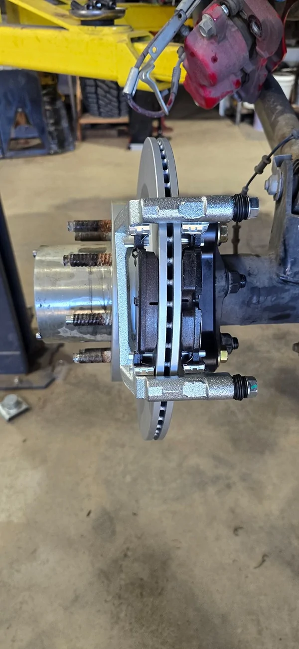 Jeep Wrangler JL Electronic E Brakes for 1 tons. 20251123_103402