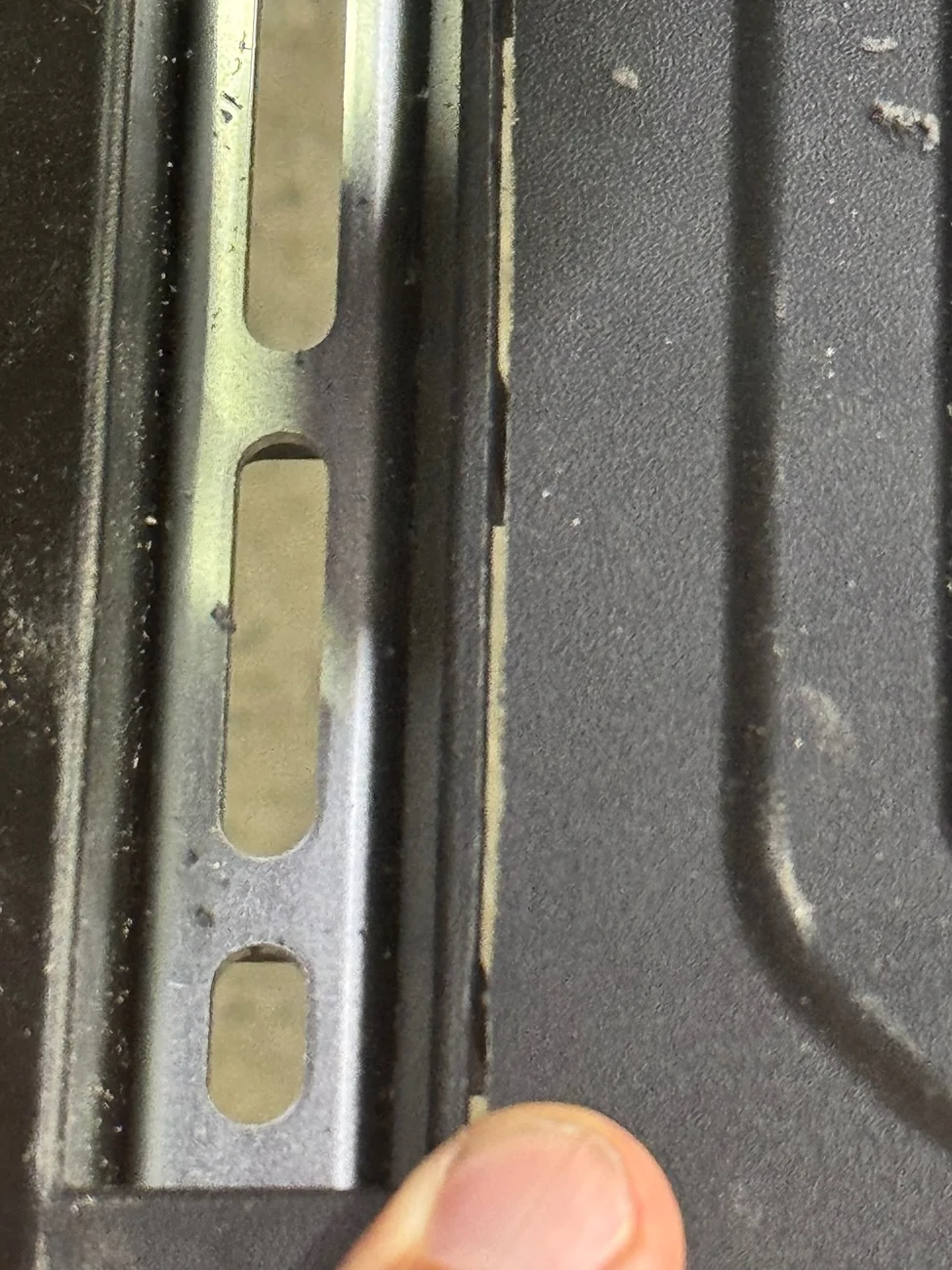 Jeep Wrangler JL Interior/Exterior Storage Ideas Area IMG_2367